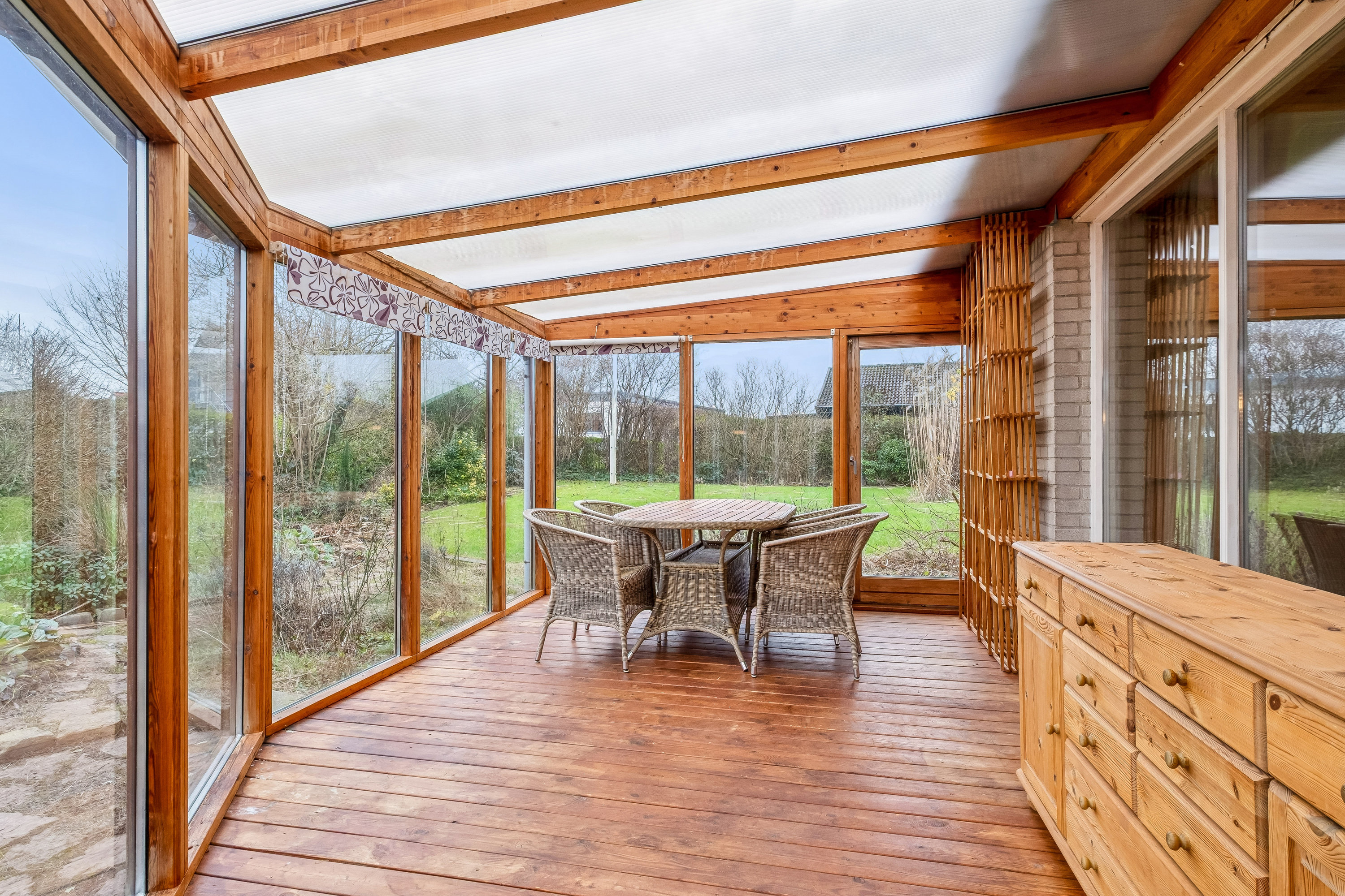 Fremhævet udestue billede i fuldskærmstilstand. Billede af Toftevænget 20, Tyrsted, 8700 Horsens