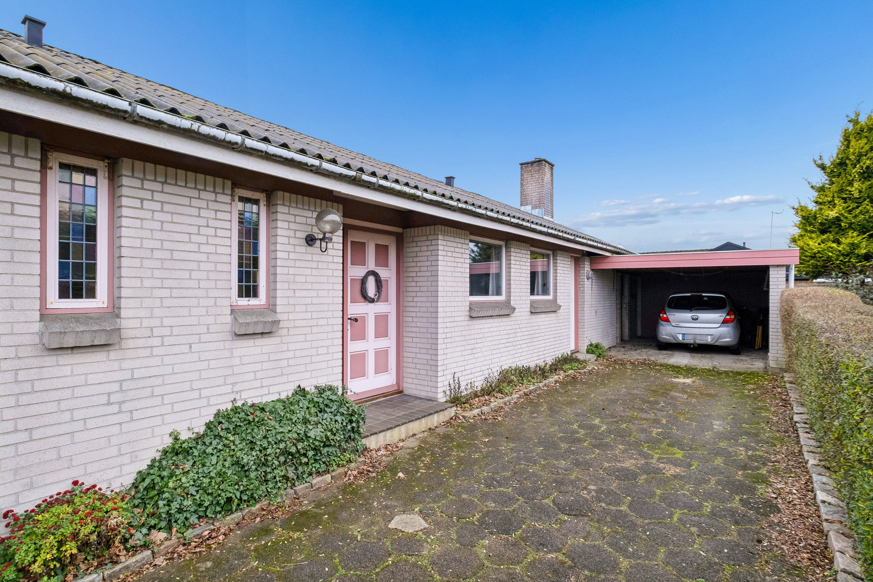 Fremhævet facade billede i fuldskærmstilstand. Billede af Toftevænget 20, Tyrsted, 8700 Horsens