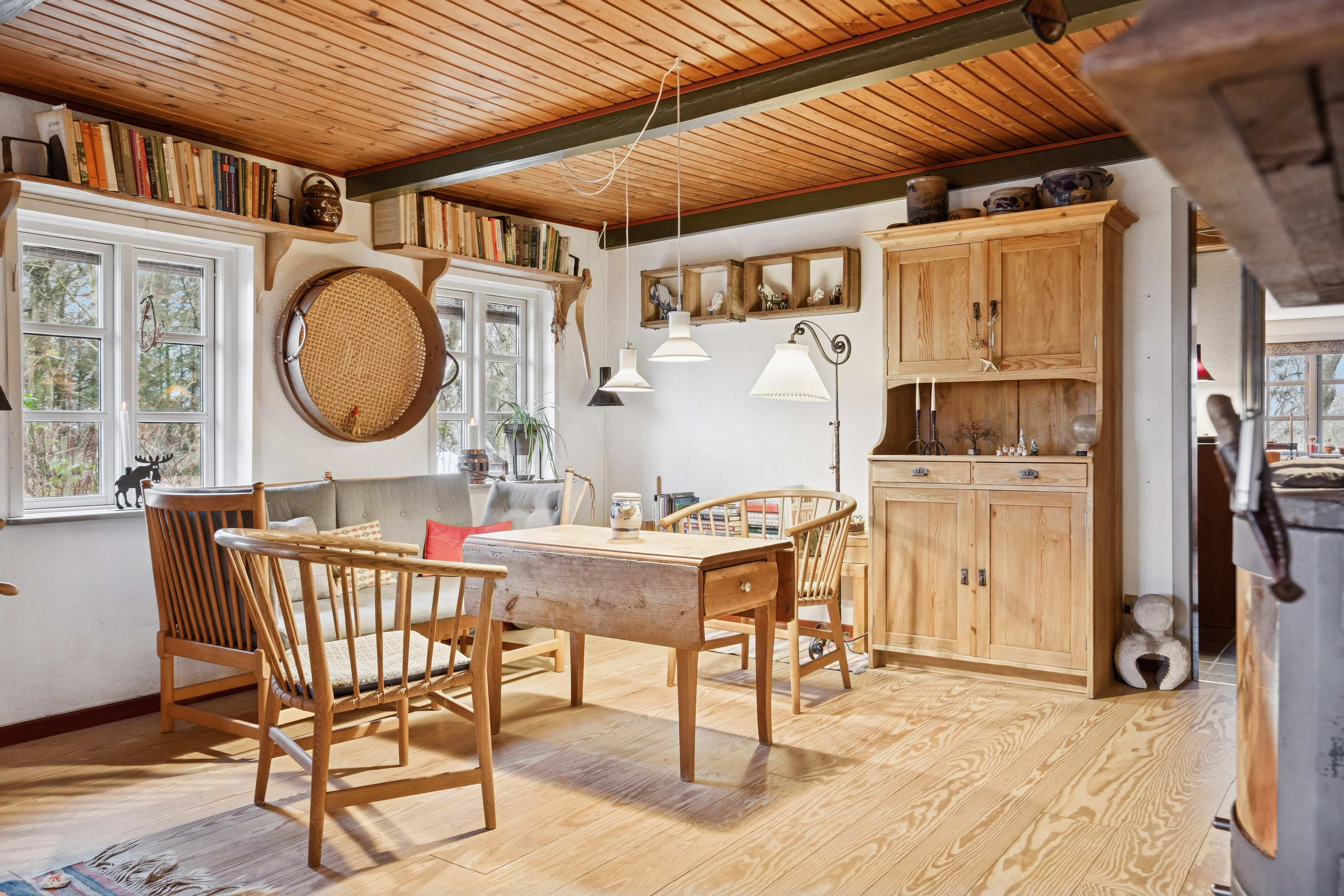 Fremhævet stue billede i fuldskærmstilstand. Billede af Kirsbølvej 19, 6064 Jordrup