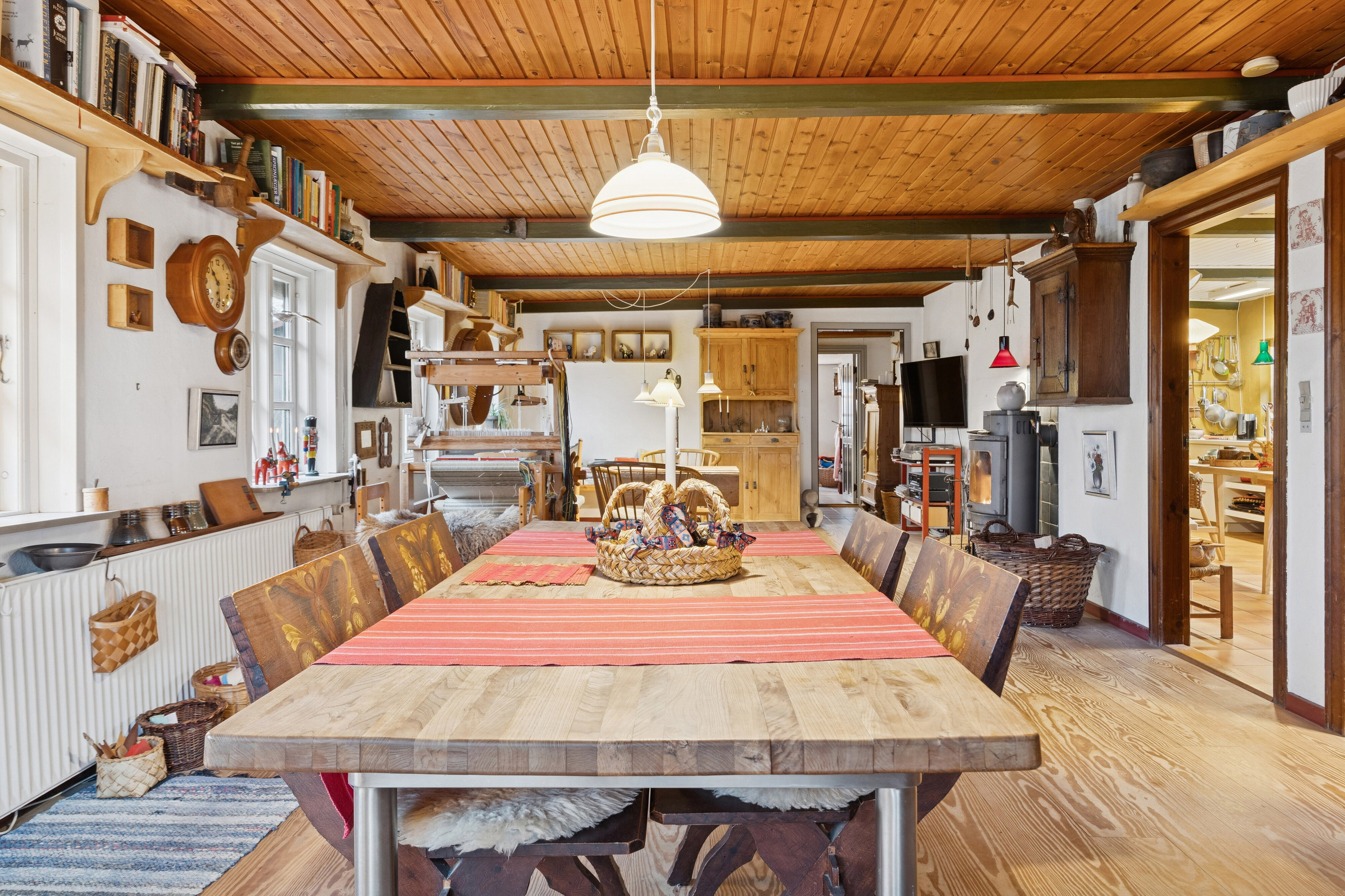 Fremhævet spisestue billede i fuldskærmstilstand. Billede af Kirsbølvej 19, 6064 Jordrup