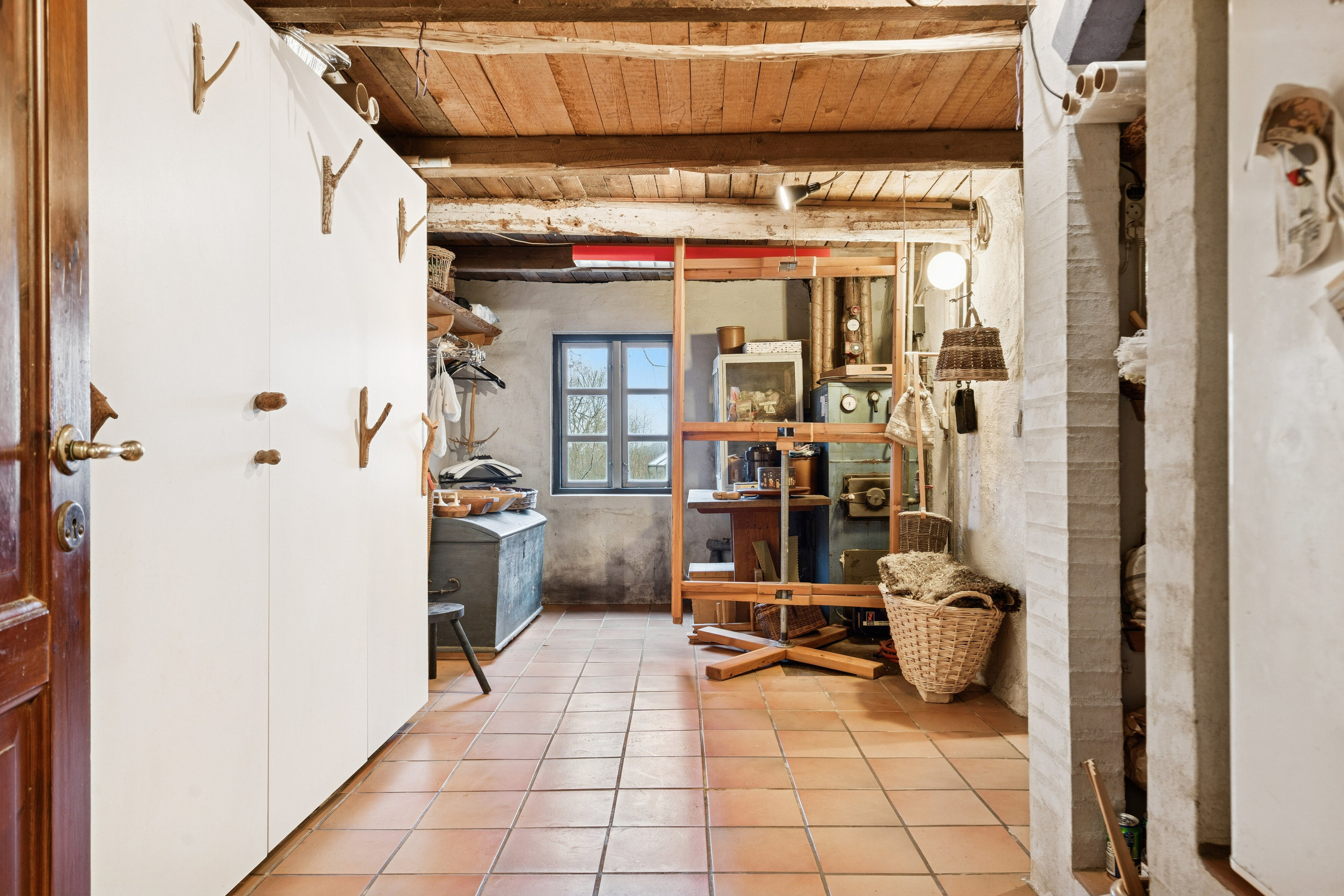 Fremhævet hall billede i fuldskærmstilstand. Billede af Kirsbølvej 19, 6064 Jordrup