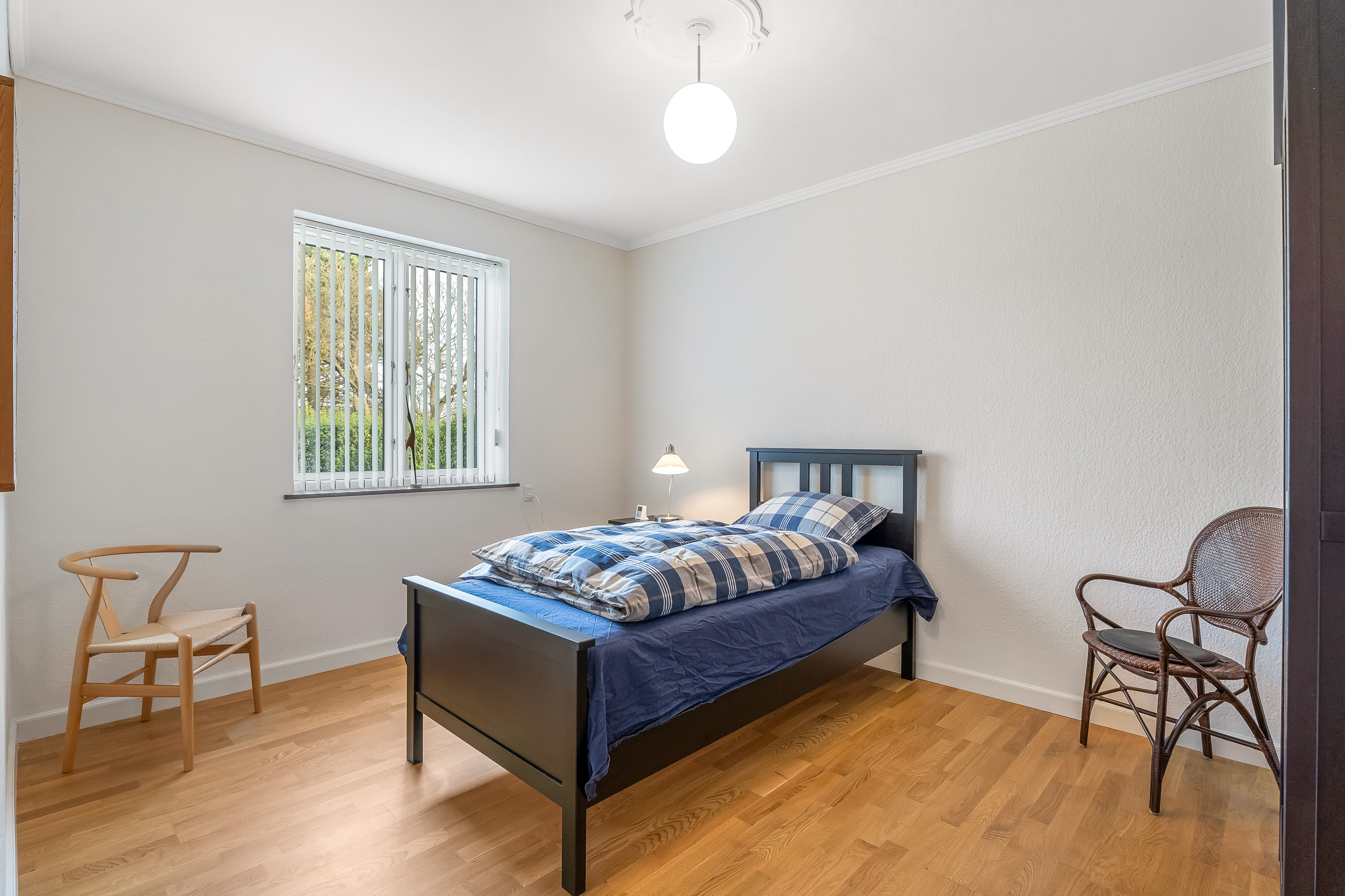 Fremhævet soveværelse billede i fuldskærmstilstand. Billede af Bredevej 1, 4872 Idestrup