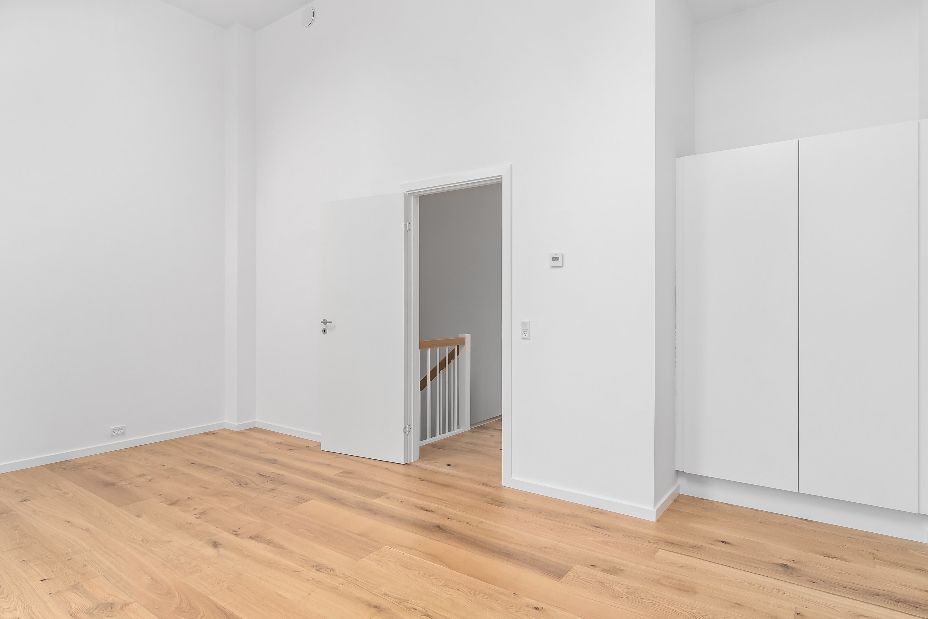 Fremhævet  billede i fuldskærmstilstand. Billede af Hostrupsvej 1B, 3400 Hillerød