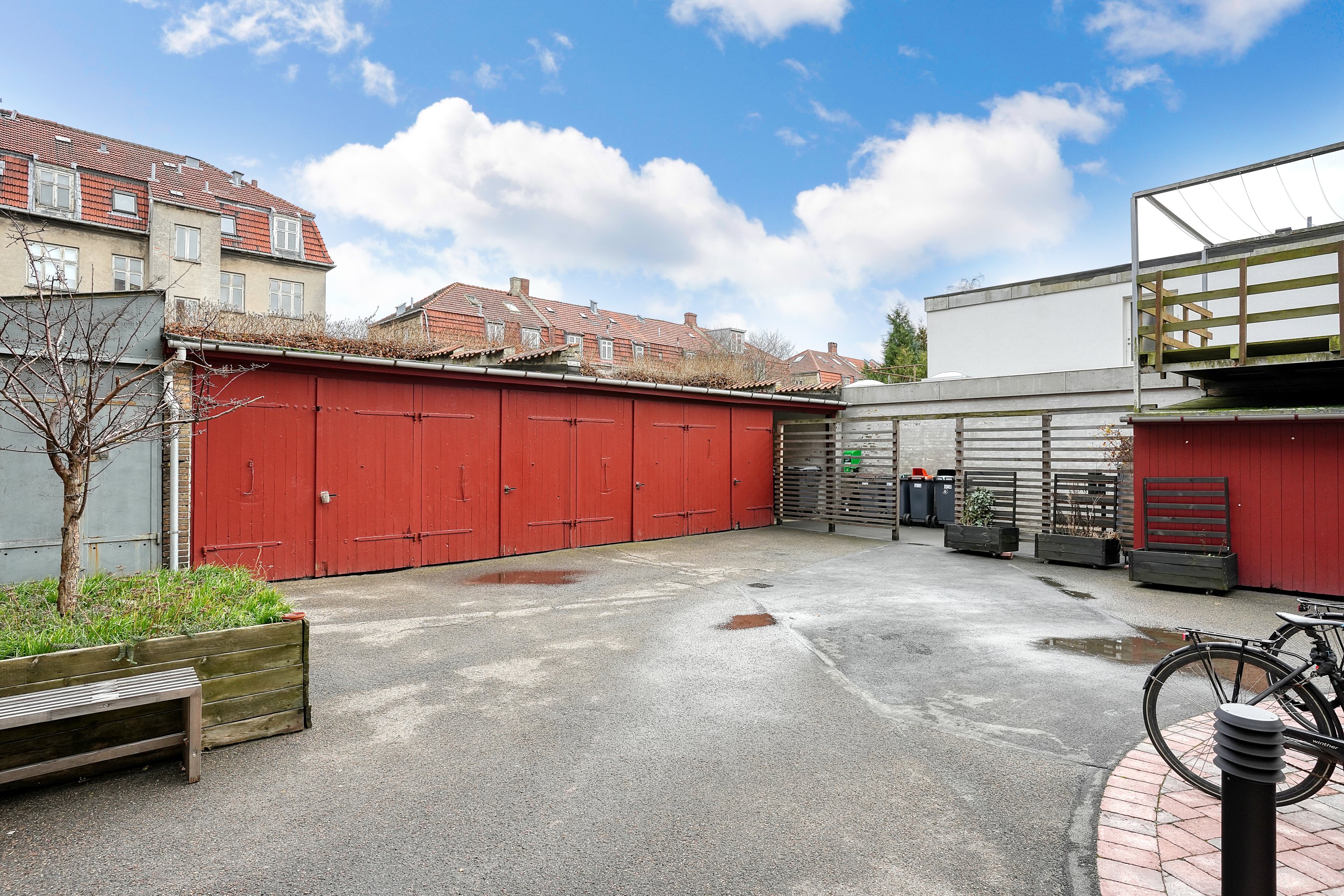 Fremhævet gårdmiljø billede i fuldskærmstilstand. Billede af Kløverbladsgade 21, 2. th., 2500 Valby