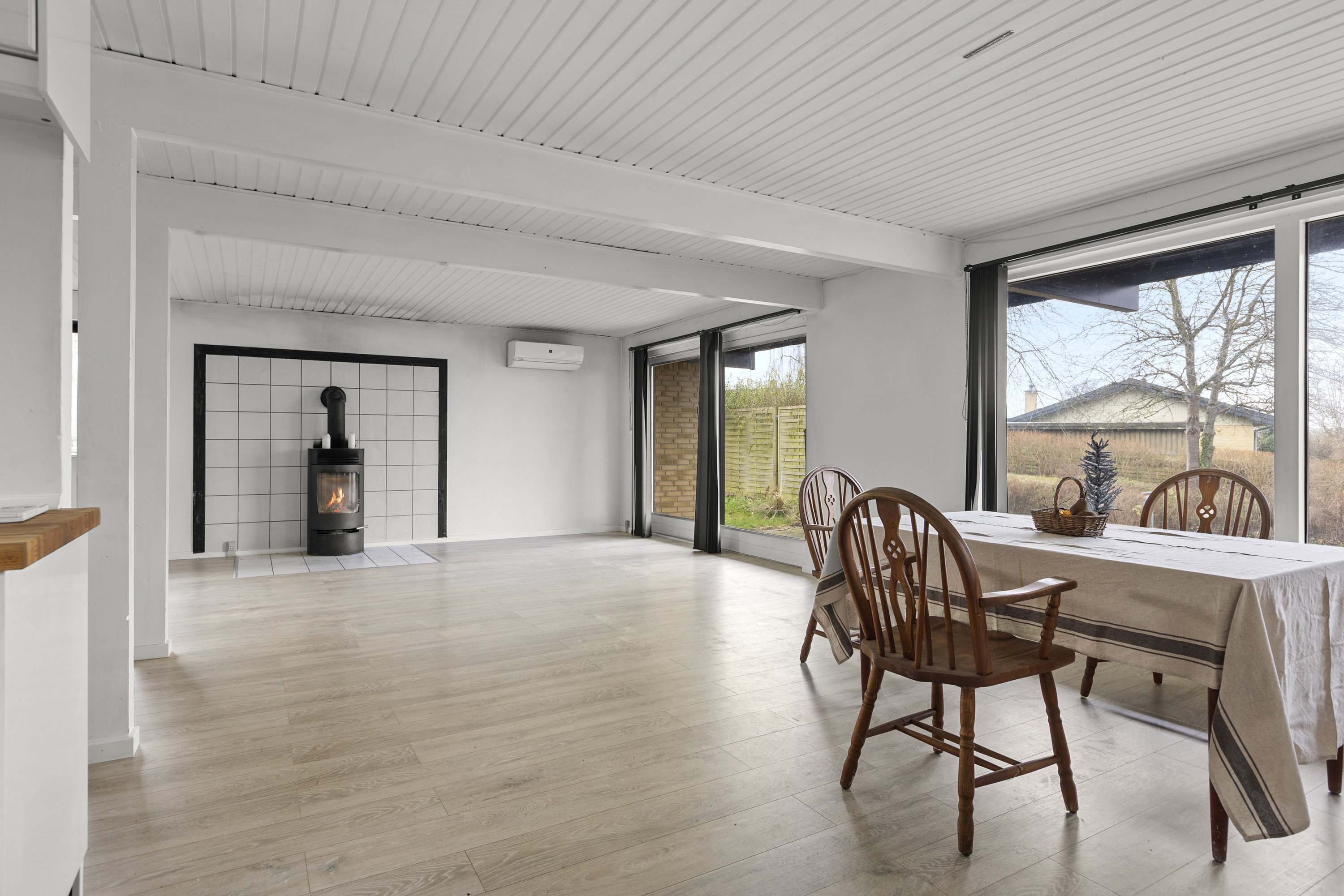 Fremhævet stue billede i fuldskærmstilstand. Billede af Degnebakken 29, Vigersted, 4100 Ringsted