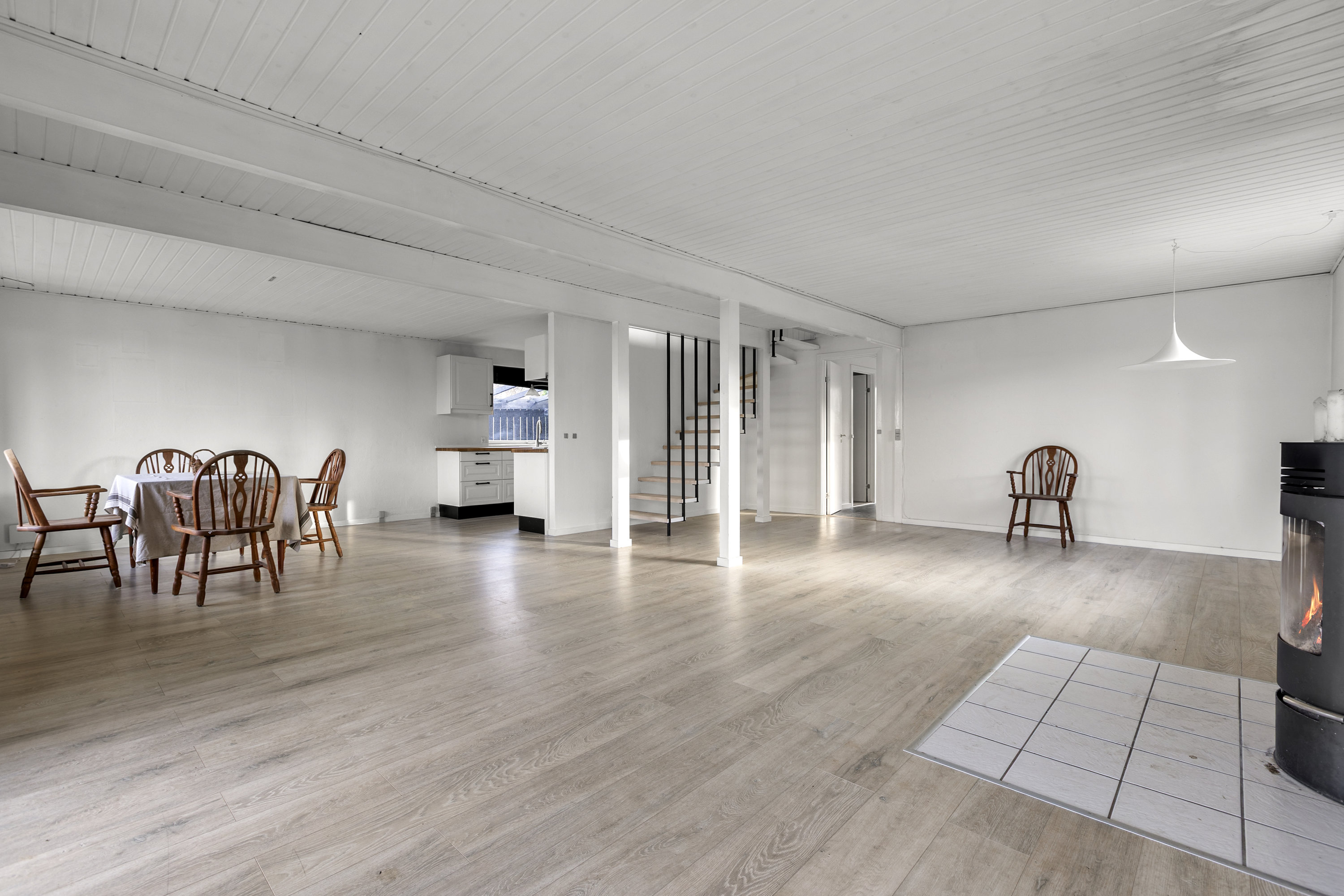 Fremhævet stue billede i fuldskærmstilstand. Billede af Degnebakken 29, Vigersted, 4100 Ringsted