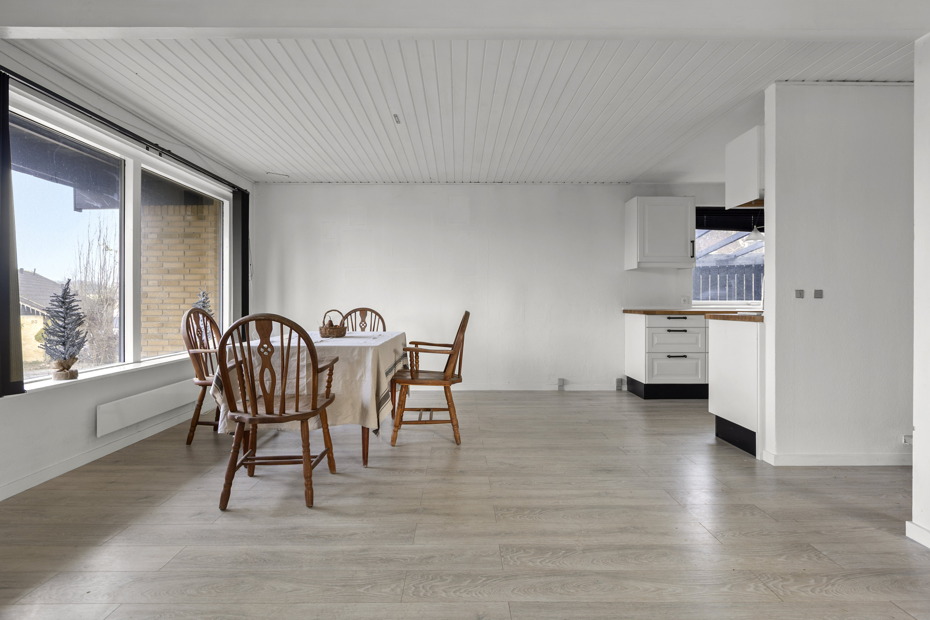 Fremhævet stue billede i fuldskærmstilstand. Billede af Degnebakken 29, Vigersted, 4100 Ringsted