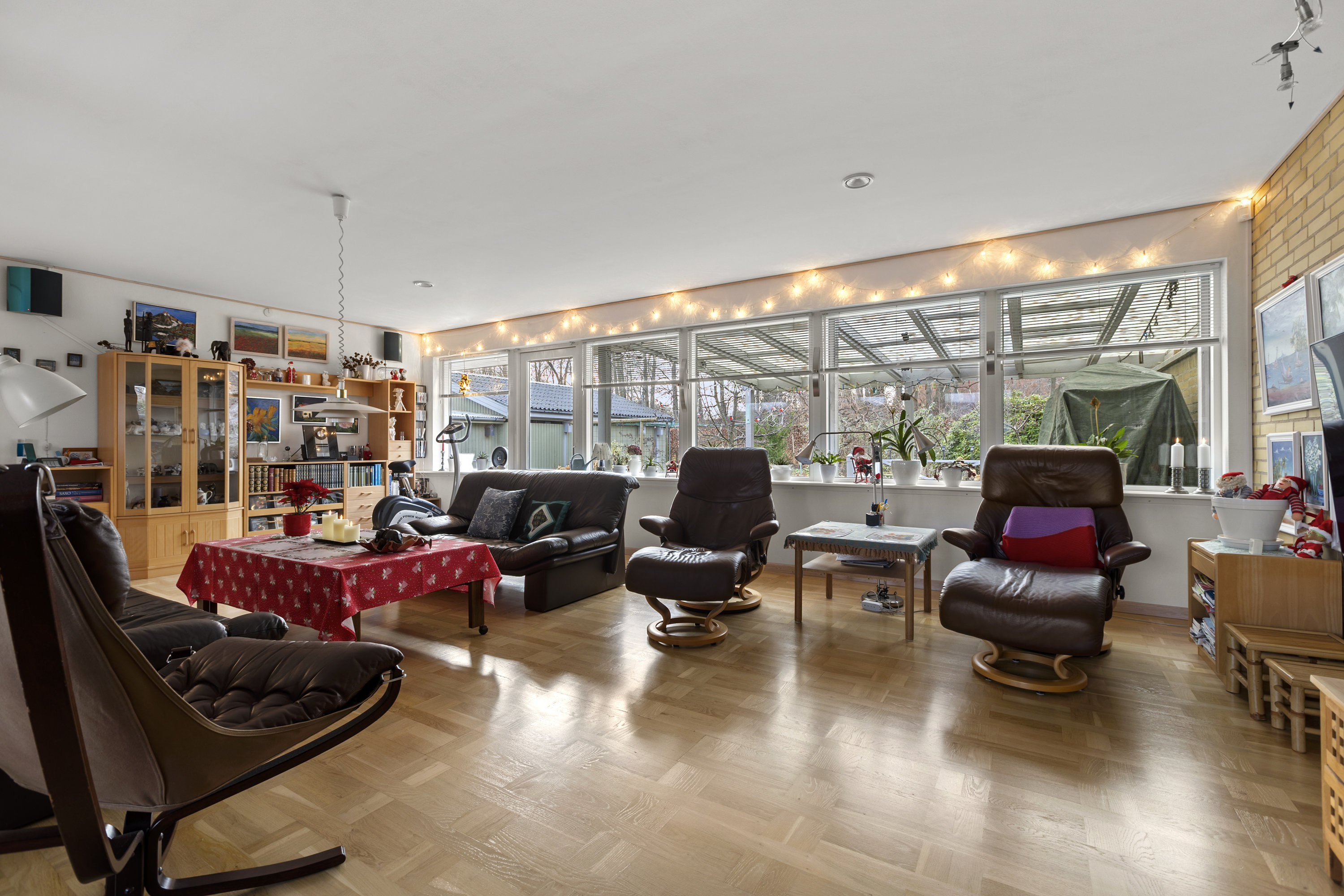 Fremhævet stue billede i fuldskærmstilstand. Billede af Lyøvej 11, Vor Frue, 4000 Roskilde