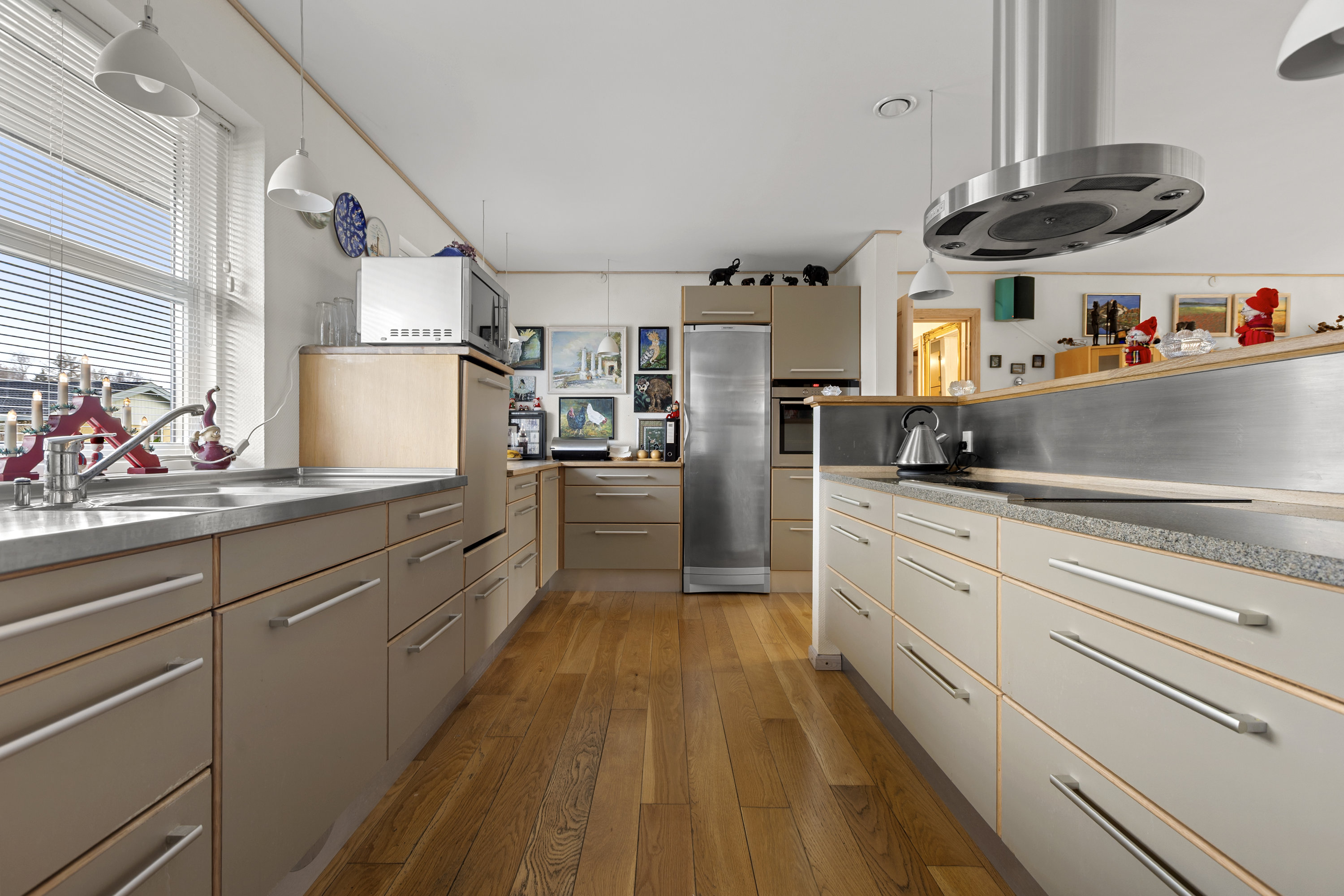 Fremhævet køkken billede i fuldskærmstilstand. Billede af Lyøvej 11, Vor Frue, 4000 Roskilde