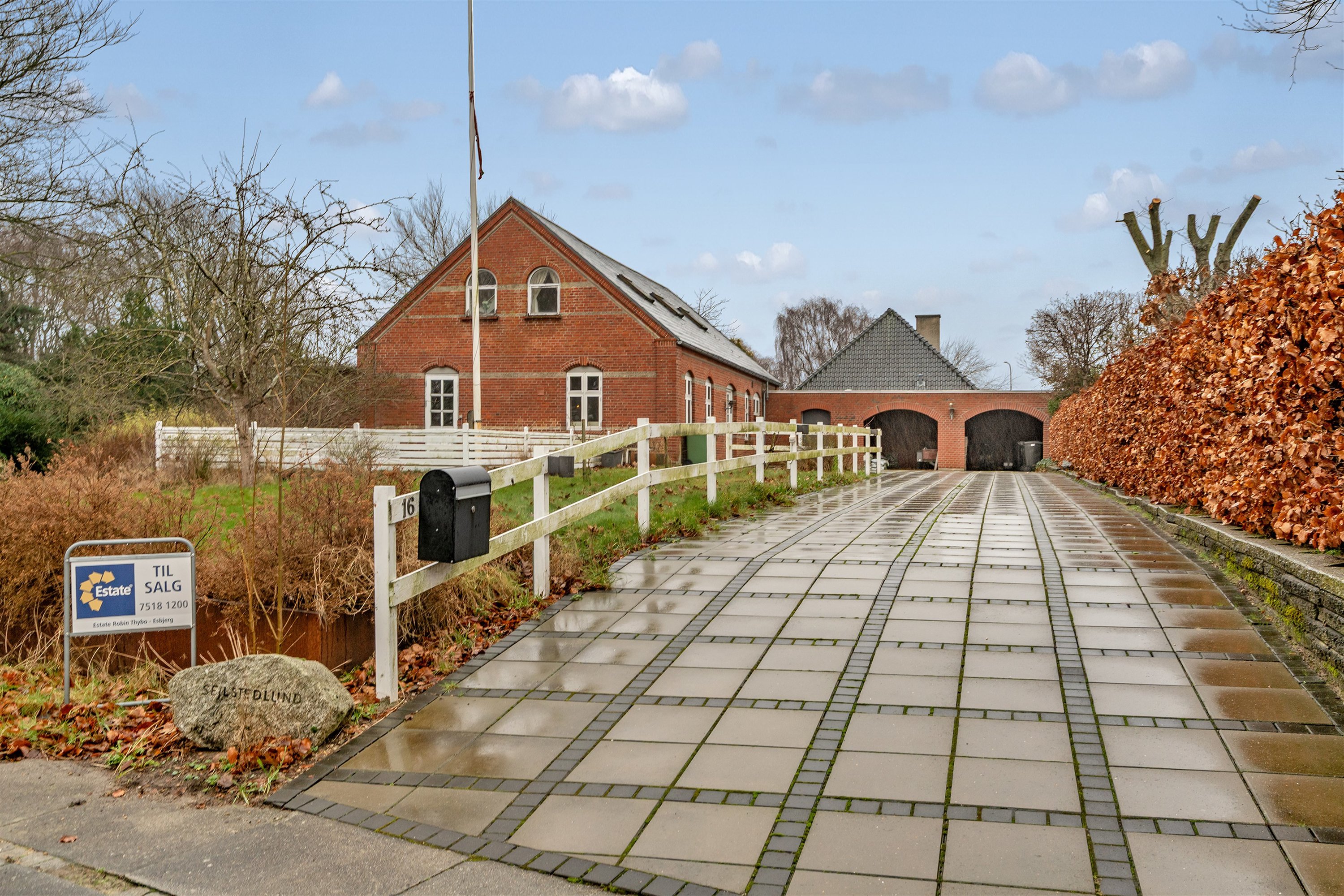Fremhævet ejendommen billede i fuldskærmstilstand. Billede af Sejlstedlundvej 16, 6715 Esbjerg N