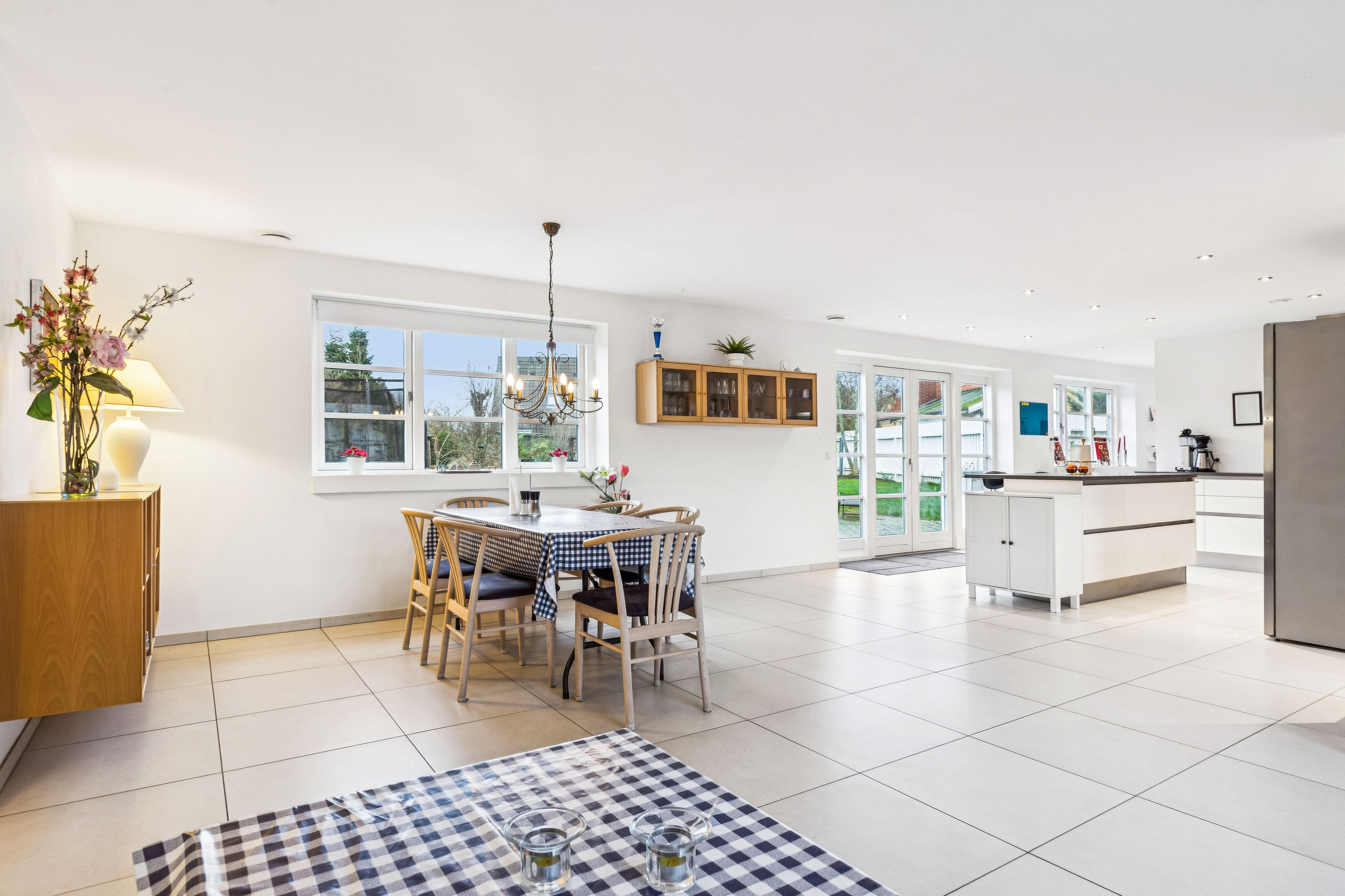 Fremhævet køkken billede i fuldskærmstilstand. Billede af Ved Lergravene 9, 2770 Kastrup