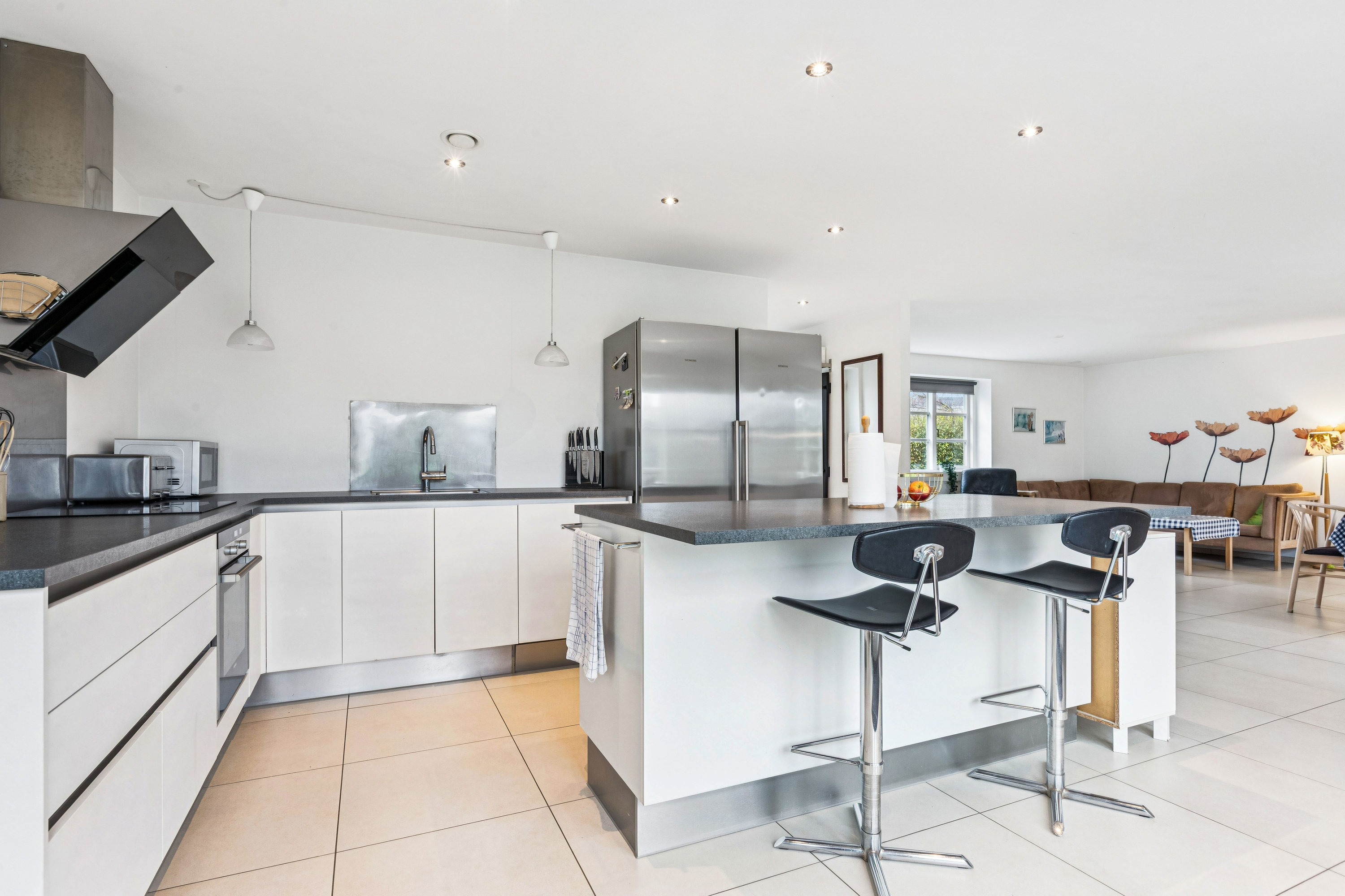 Fremhævet køkken billede i fuldskærmstilstand. Billede af Ved Lergravene 9, 2770 Kastrup