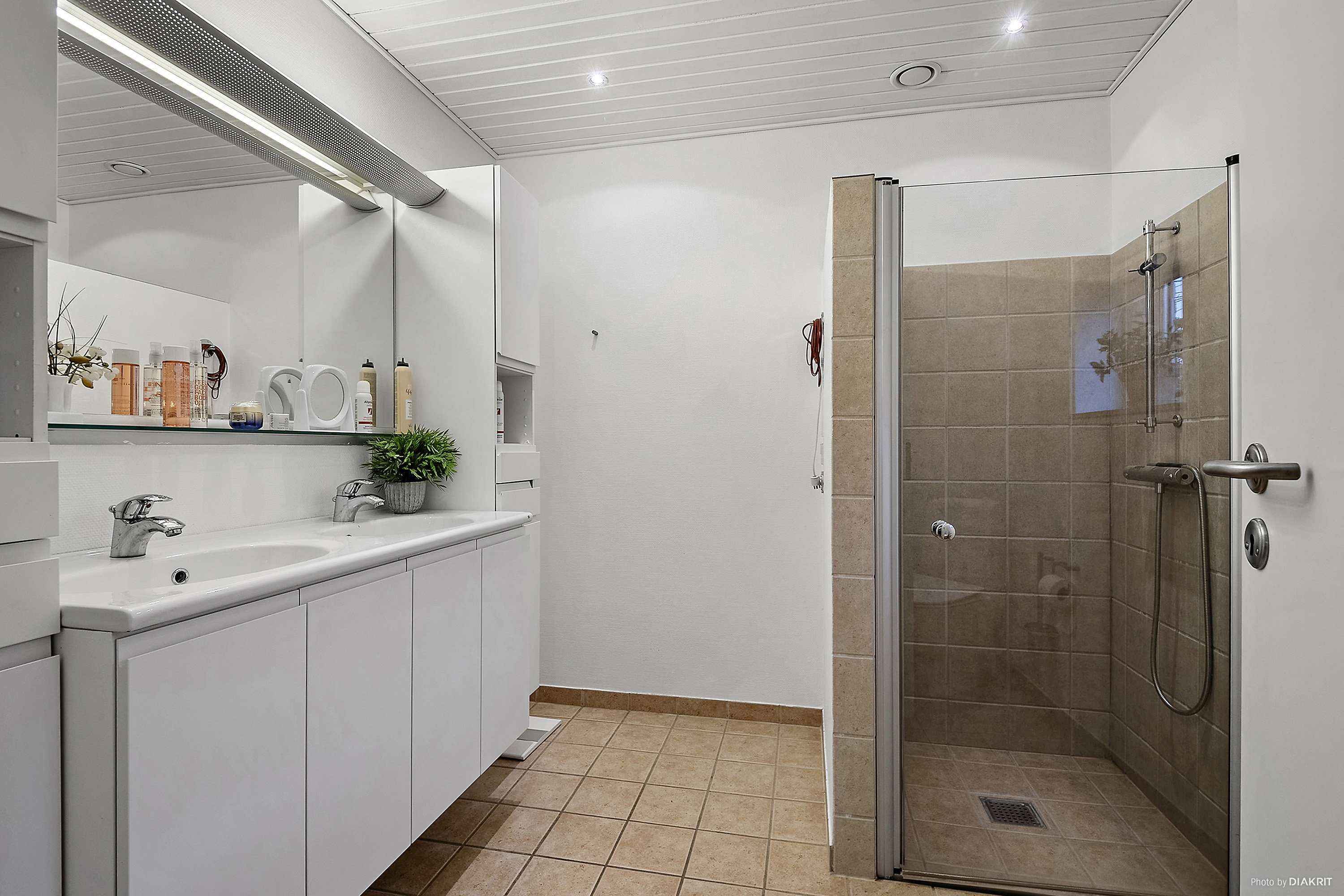 Fremhævet badeværelse billede i fuldskærmstilstand. Billede af Æblehaven 1, Strøby Egede, 4600 Køge