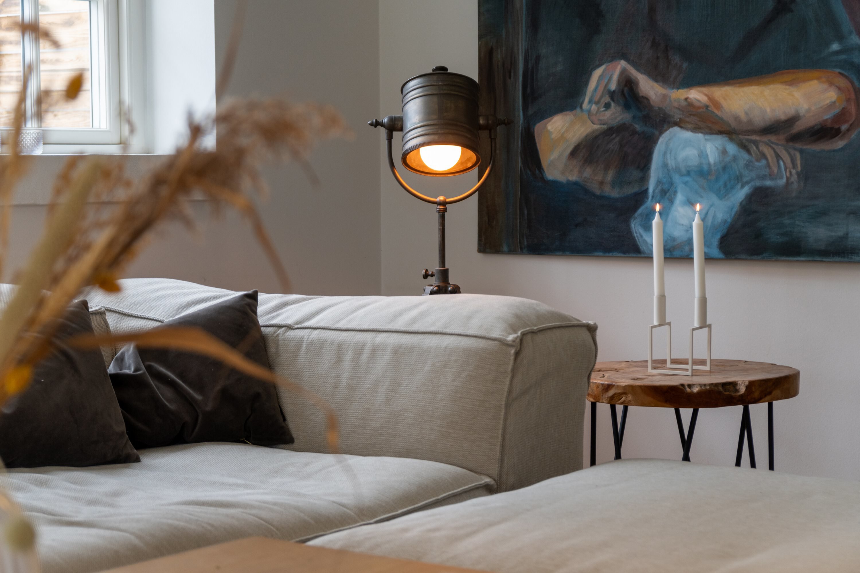 Fremhævet stue billede i fuldskærmstilstand. Billede af Kildevej 31A, 2960 Rungsted Kyst