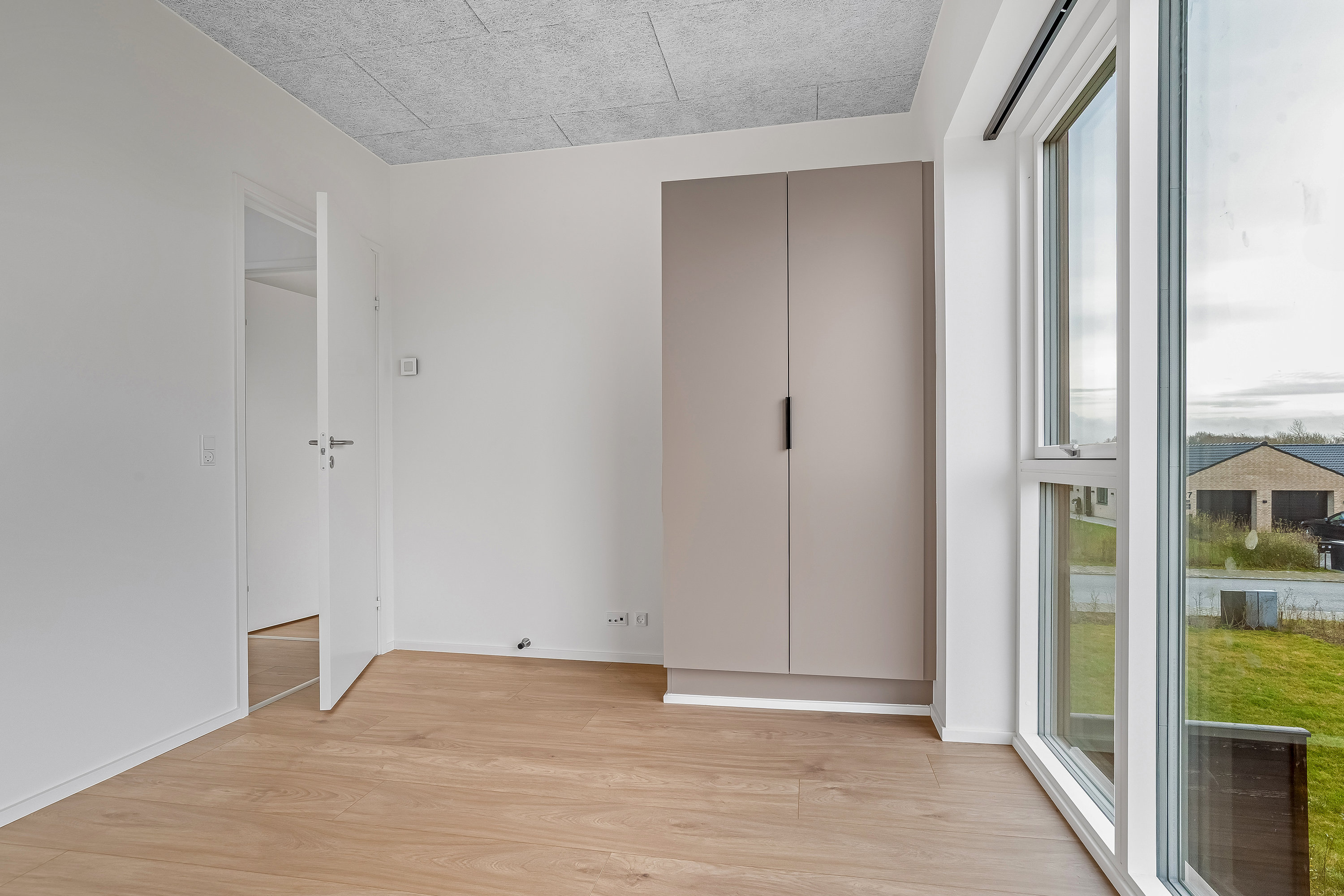 Fremhævet værelse billede i fuldskærmstilstand. Billede af Alstrup Søsti 34, 7500 Holstebro