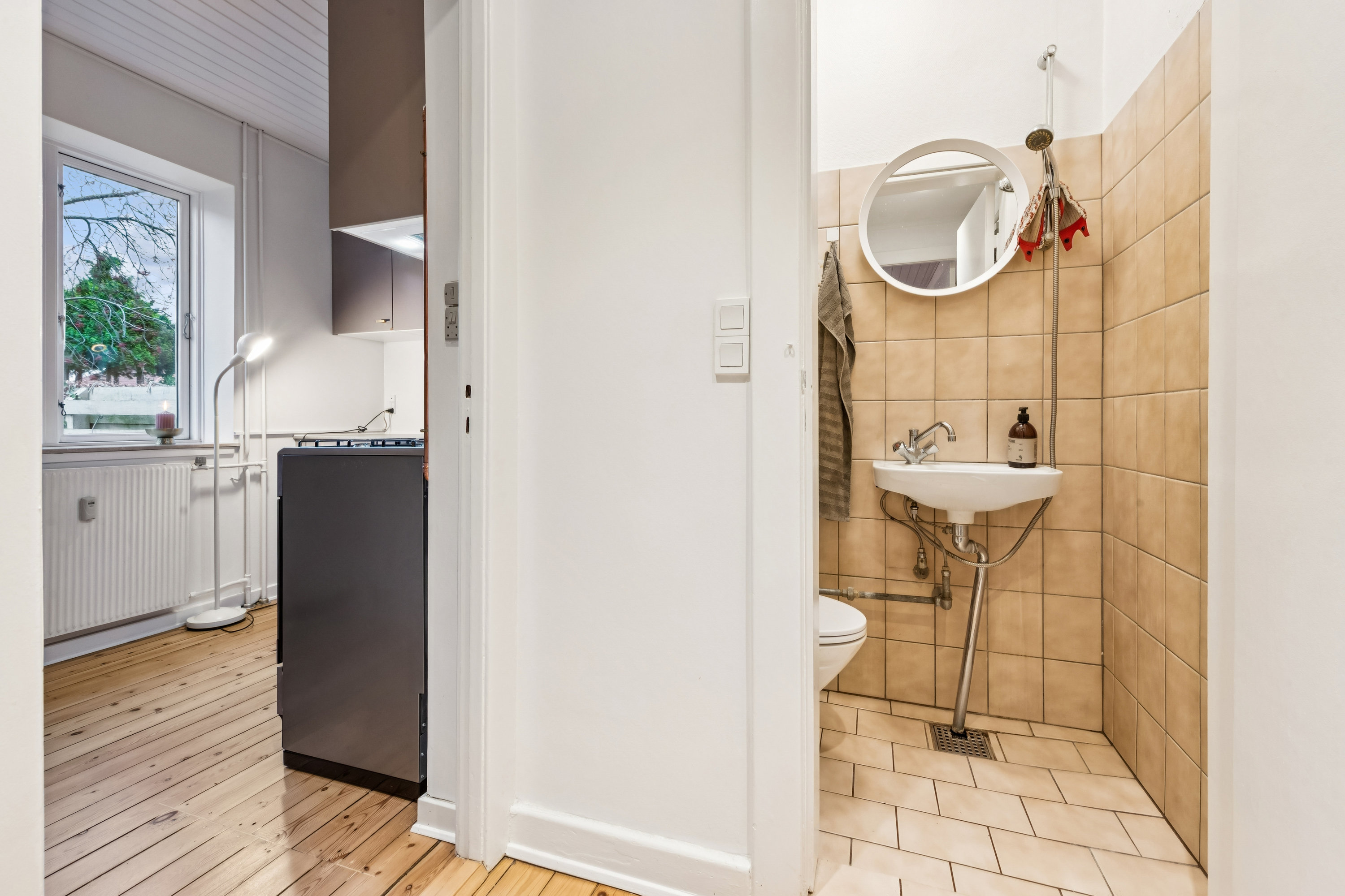 Fremhævet badeværelse billede i fuldskærmstilstand. Billede af Christoffers Alle 88A, st.. mf., 2800 Kongens Lyngby