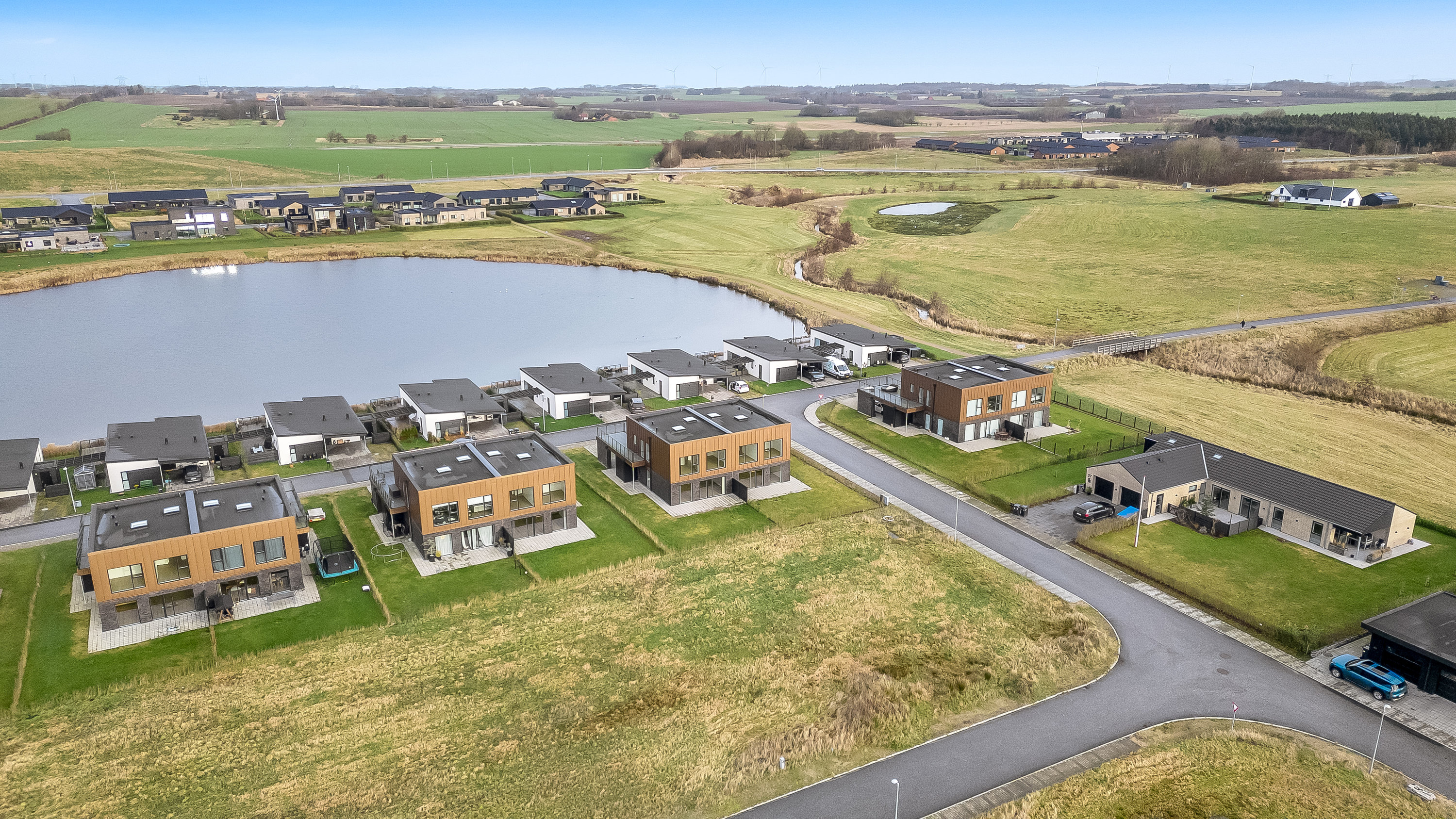 Fremhævet luftfoto billede i fuldskærmstilstand. Billede af Alstrup Søsti 36, 7500 Holstebro