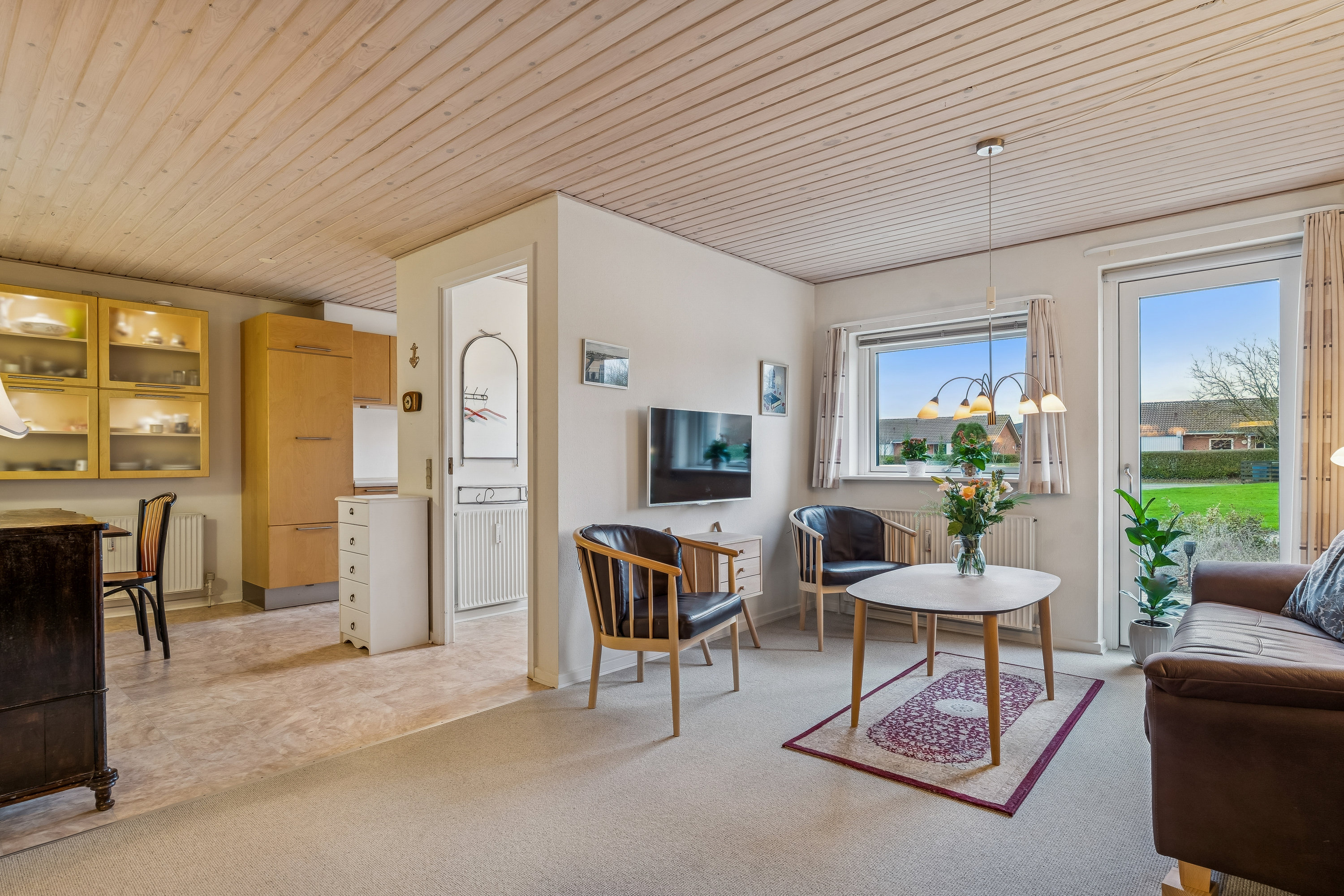 Fremhævet stue billede i fuldskærmstilstand. Billede af Bøgelunden 15, 8722 Hedensted