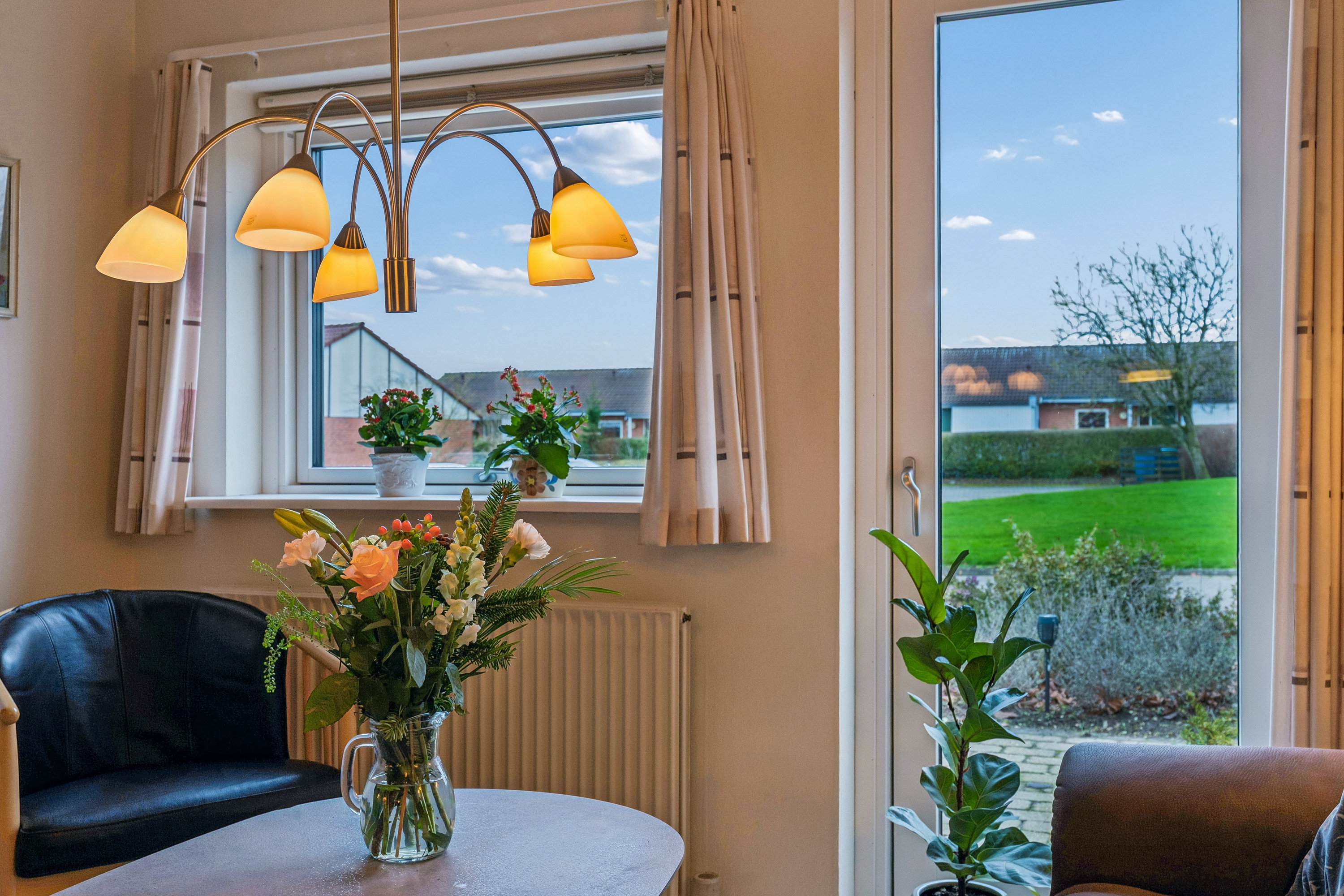 Fremhævet stue billede i fuldskærmstilstand. Billede af Bøgelunden 15, 8722 Hedensted