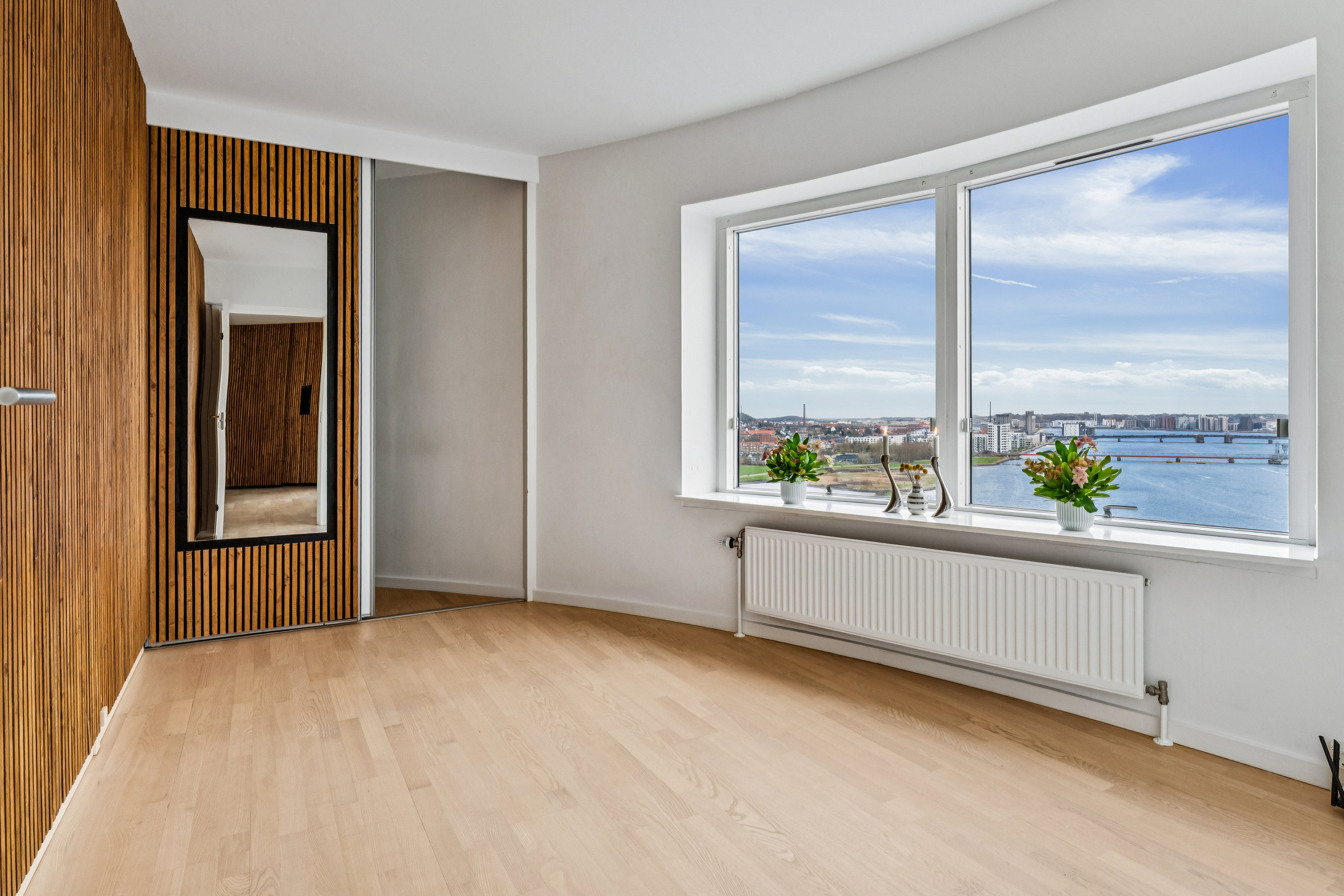 Fremhævet værelse billede i fuldskærmstilstand. Billede af Lindholm Brygge 30, 15. 2., 9400 Nørresundby