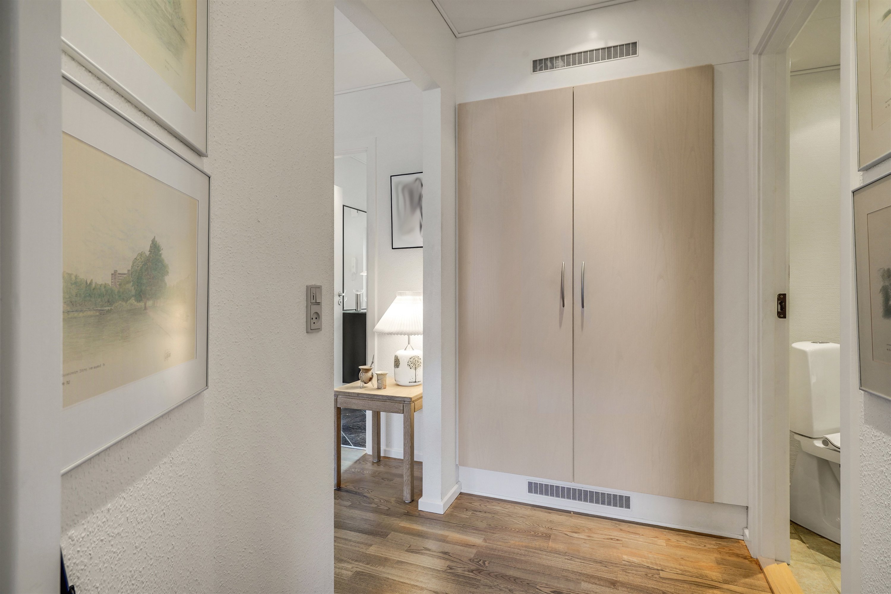 Fremhævet gang billede i fuldskærmstilstand. Billede af Østergade 20, 3. 20., 6700 Esbjerg