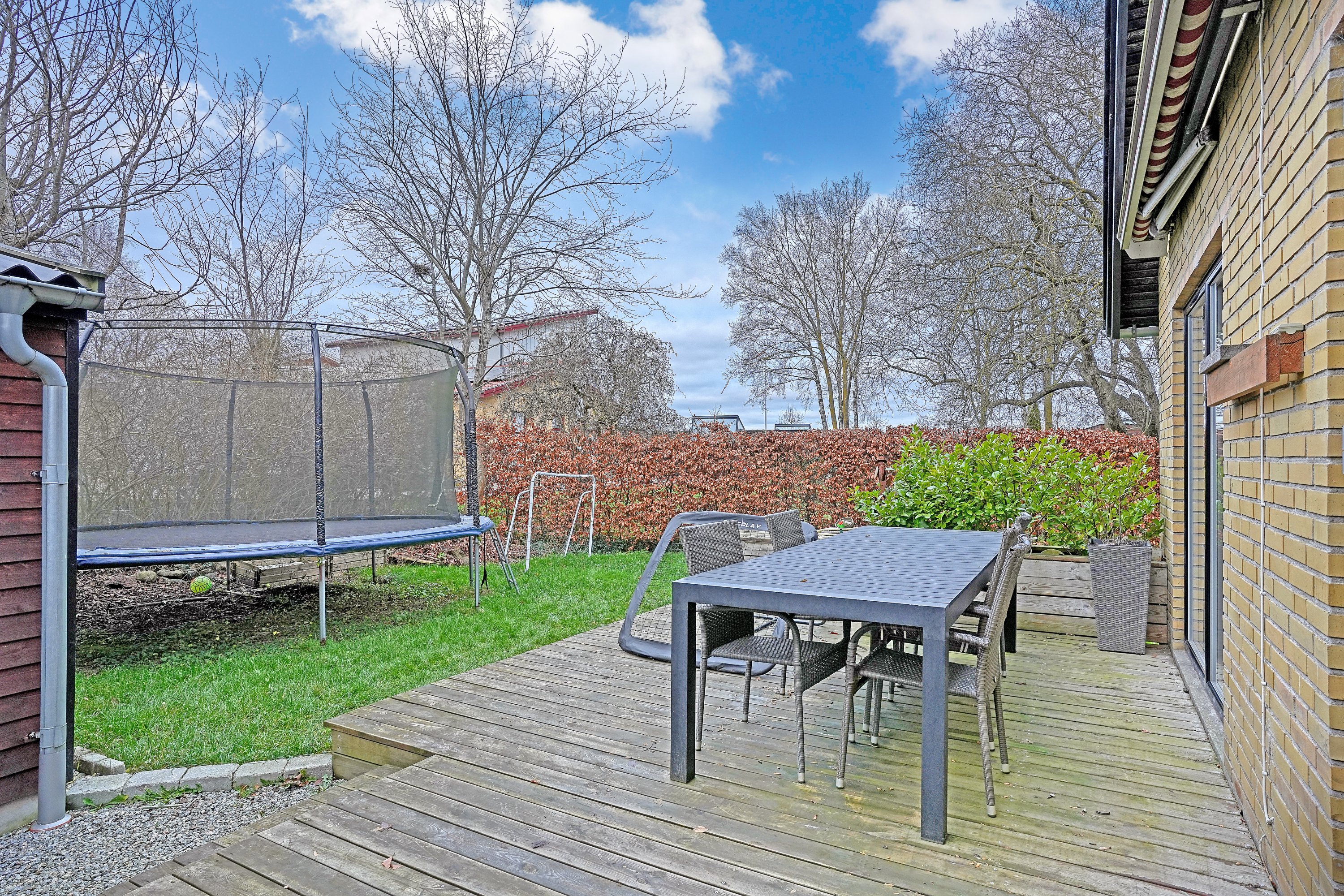 Fremhævet terrasse billede i fuldskærmstilstand. Billede af Tulstrupvej 2B, 3400 Hillerød