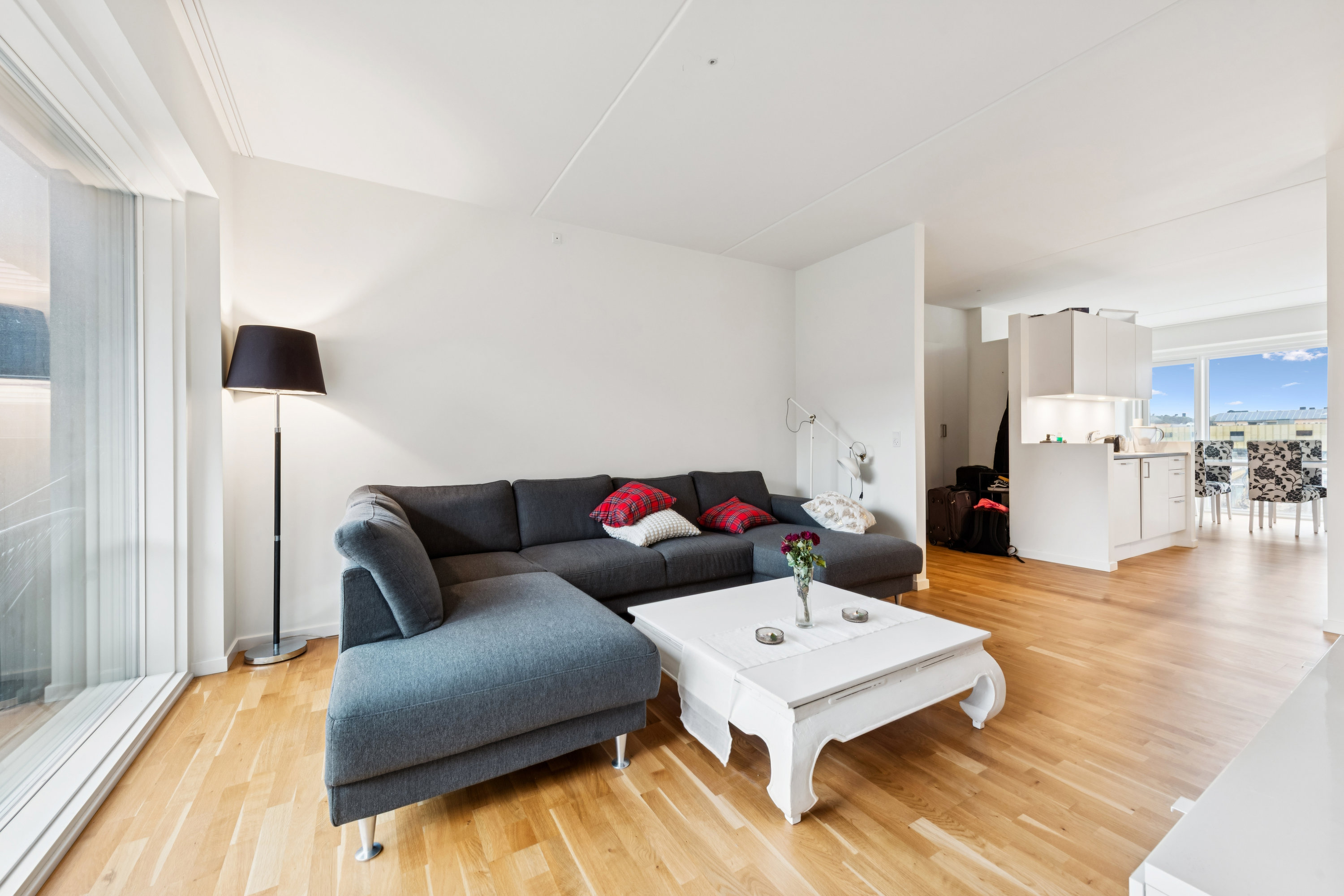 Fremhævet stue billede i fuldskærmstilstand. Billede af Tommerupgade 27, 2. th., Høje Taastrup, 2630 Taastrup