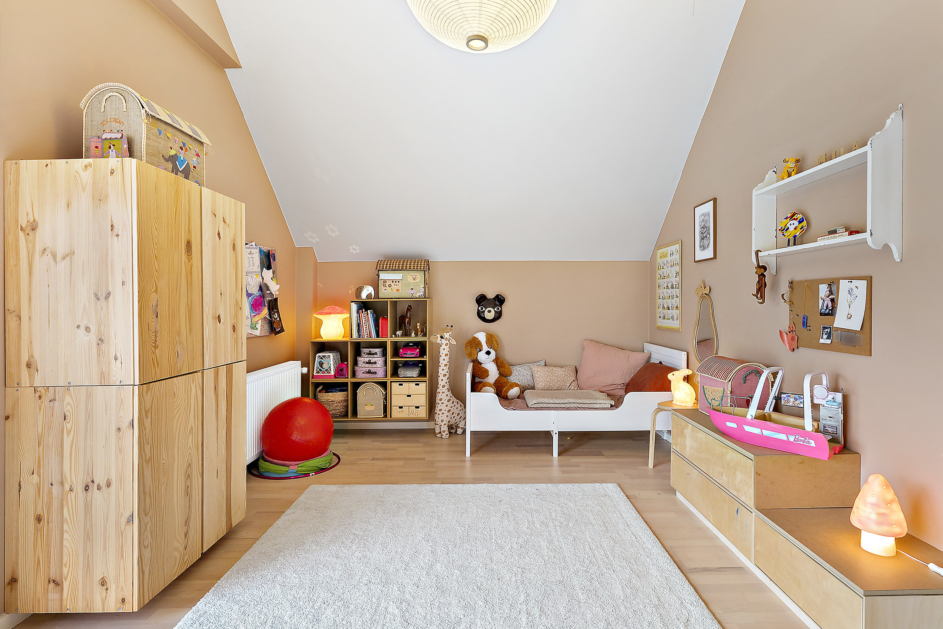 Fremhævet soveværelse billede i fuldskærmstilstand. Billede af Møllevej 2a, 4140 Borup