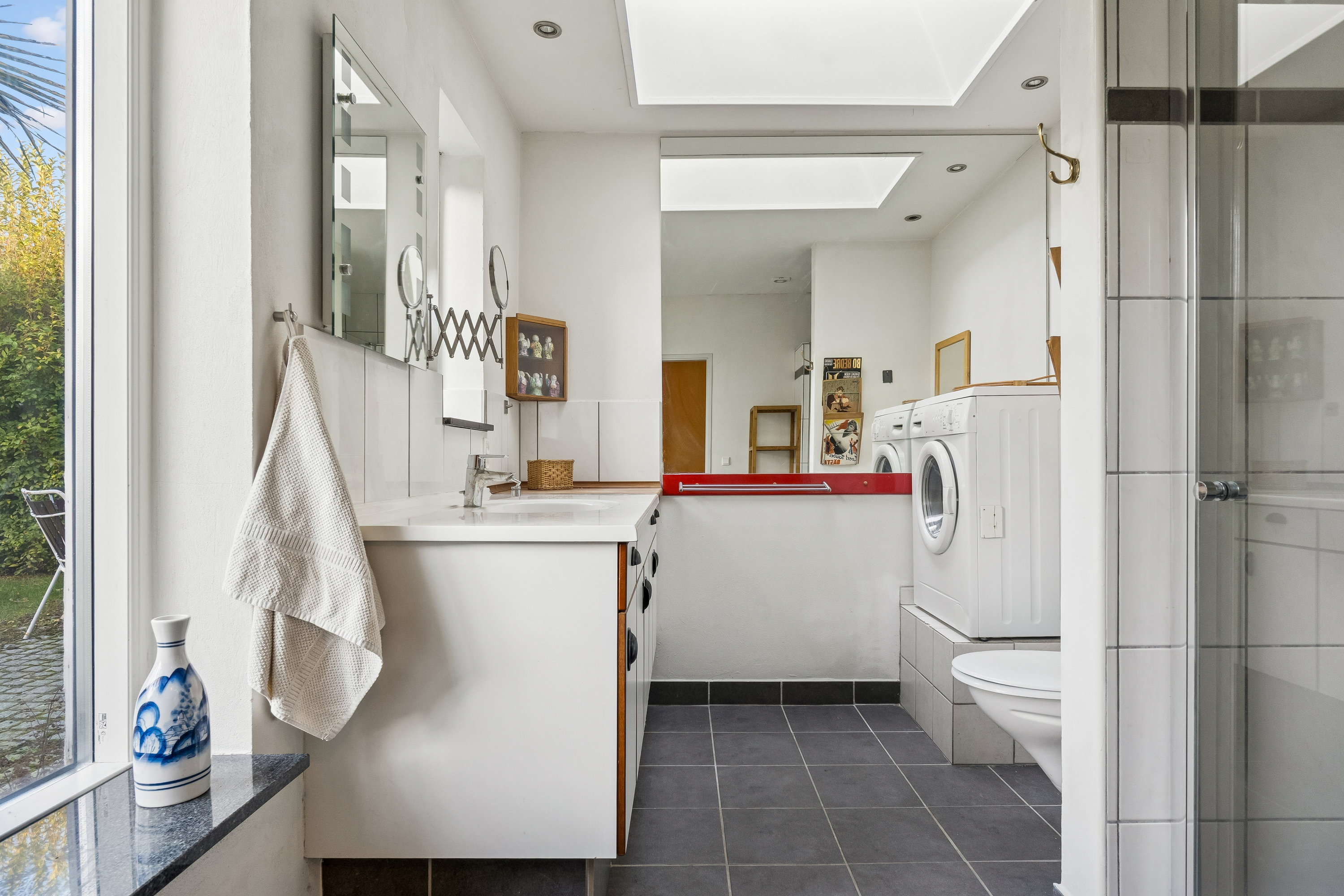 Fremhævet badeværelse billede i fuldskærmstilstand. Billede af Strandvejen 3, 5970 Ærøskøbing