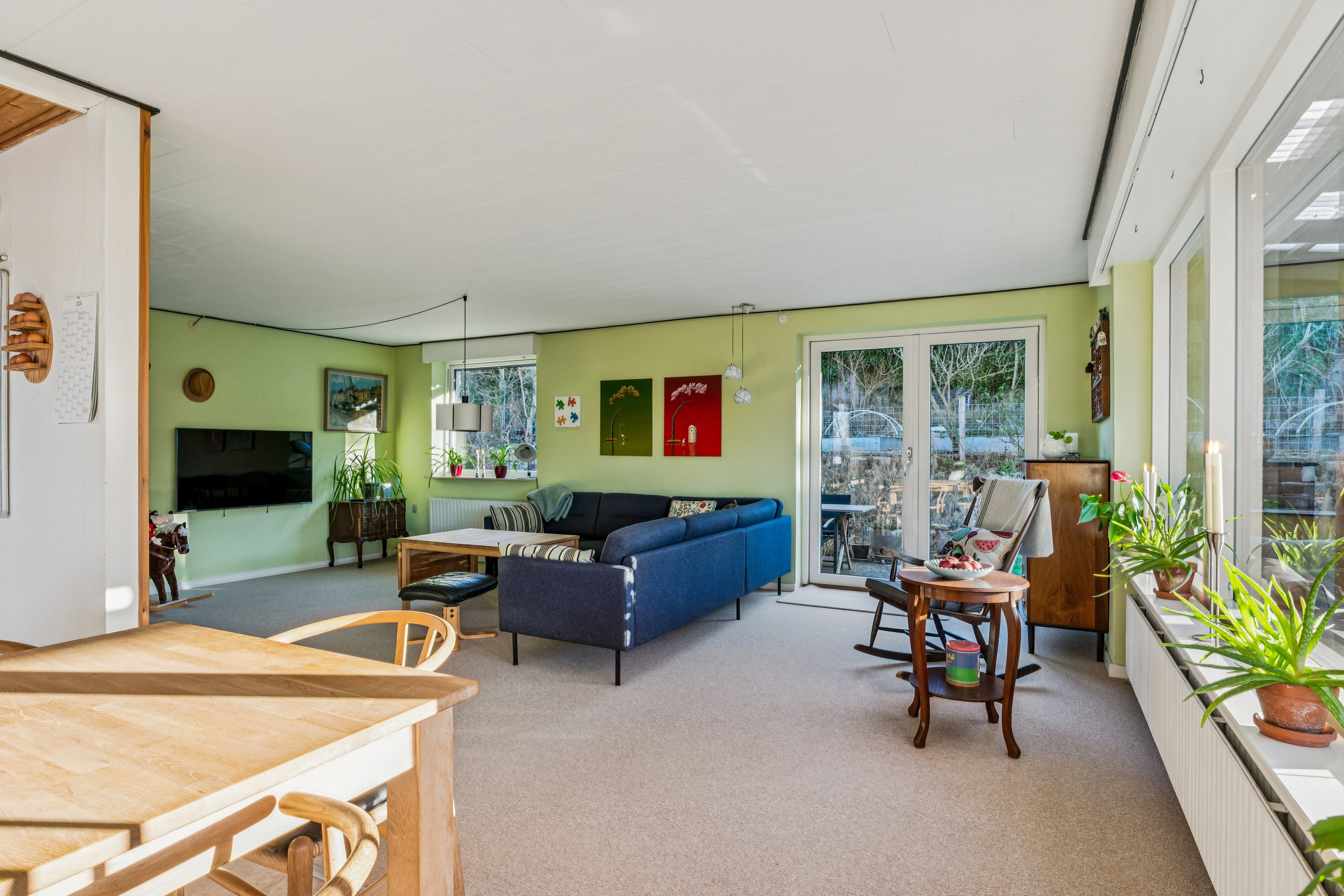 Fremhævet stue billede i fuldskærmstilstand. Billede af Aage Berntsens Alle 19, 2750 Ballerup