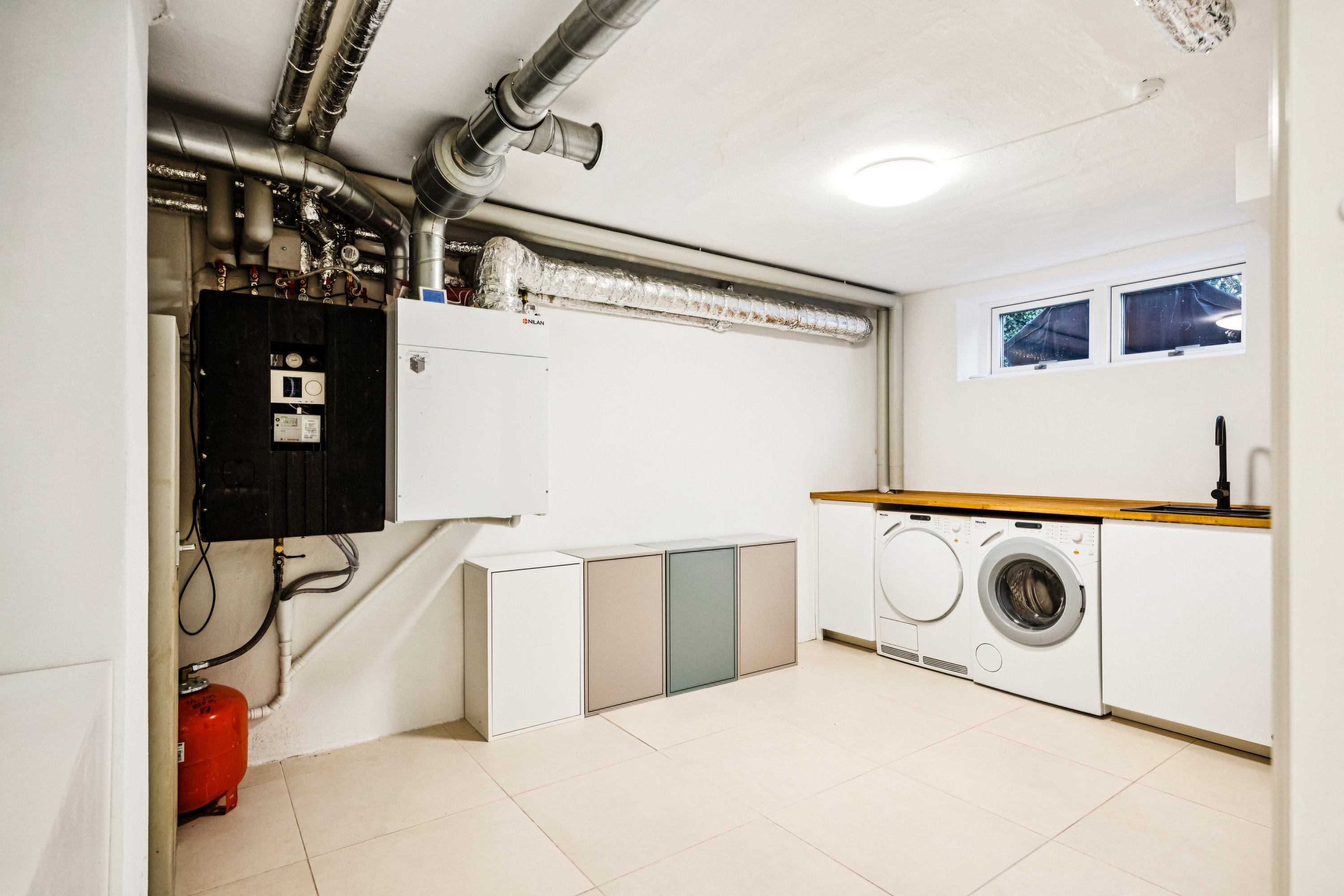 Fremhævet bryggers billede i fuldskærmstilstand. Billede af Dyssegårdsvej 48, st.., 2870 Dyssegård