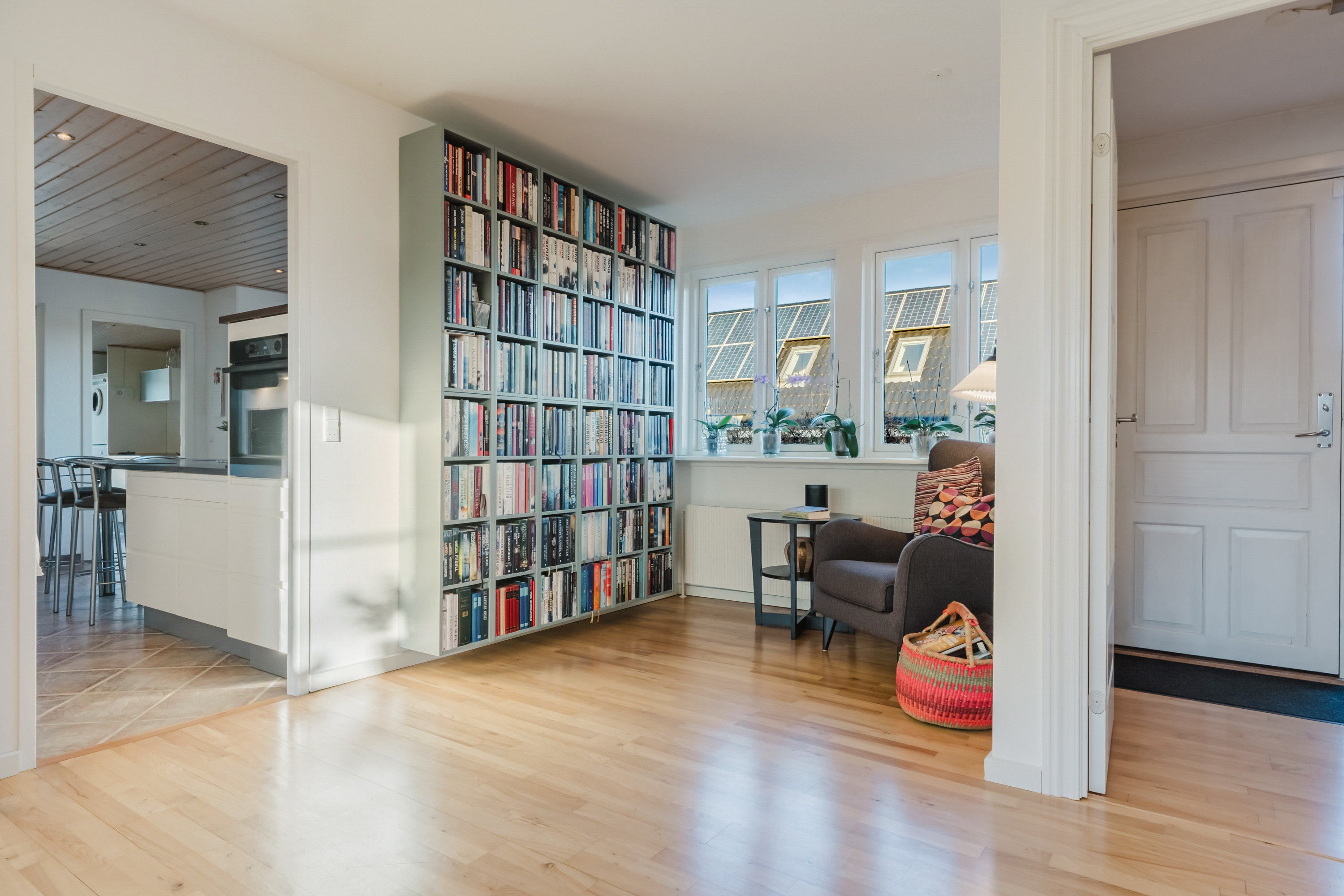 Fremhævet stue billede i fuldskærmstilstand. Billede af Rugmarksvej 1, 5800 Nyborg