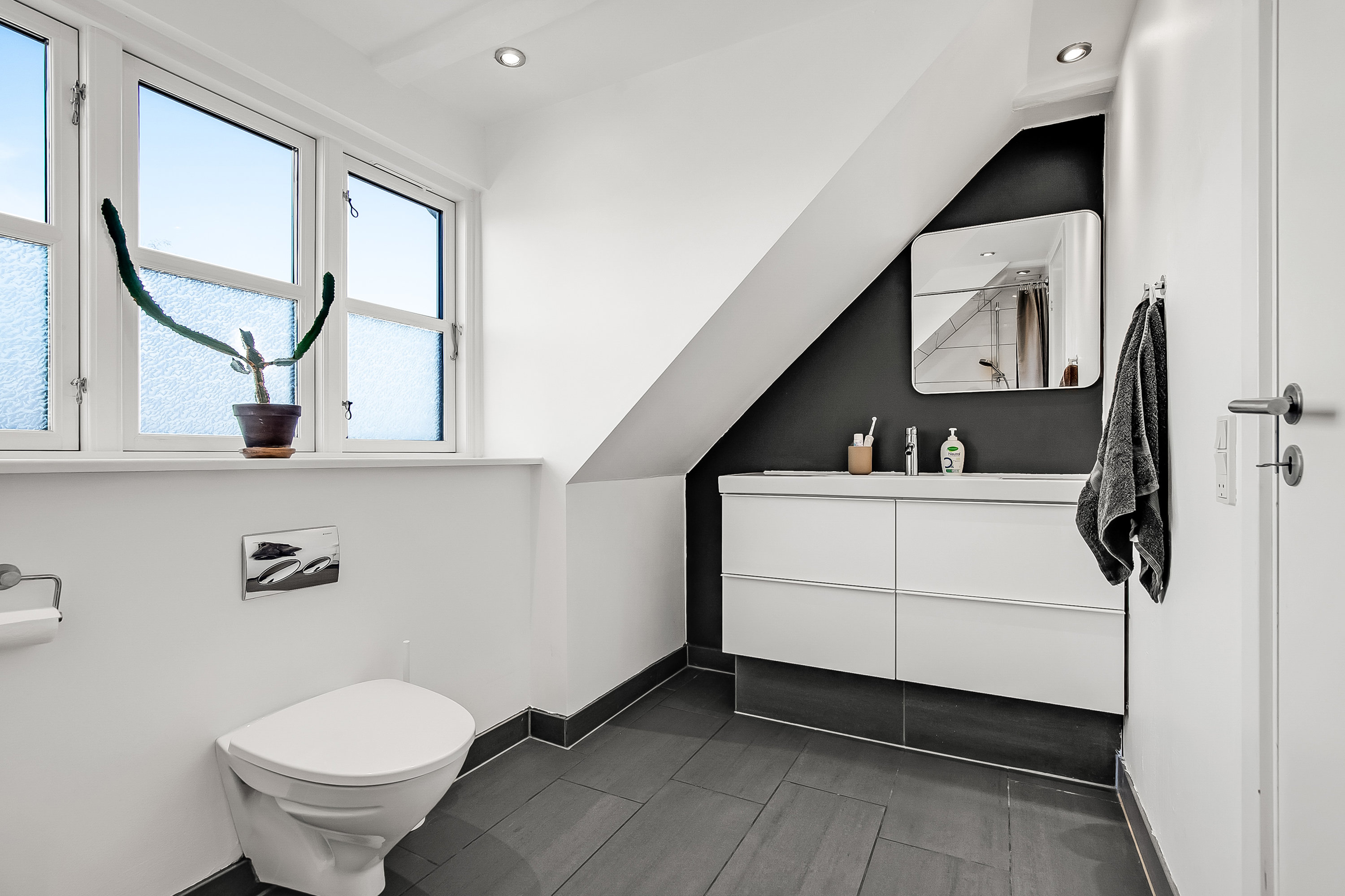 Fremhævet  billede i fuldskærmstilstand. Billede af Odensevej 109, 5500 Middelfart