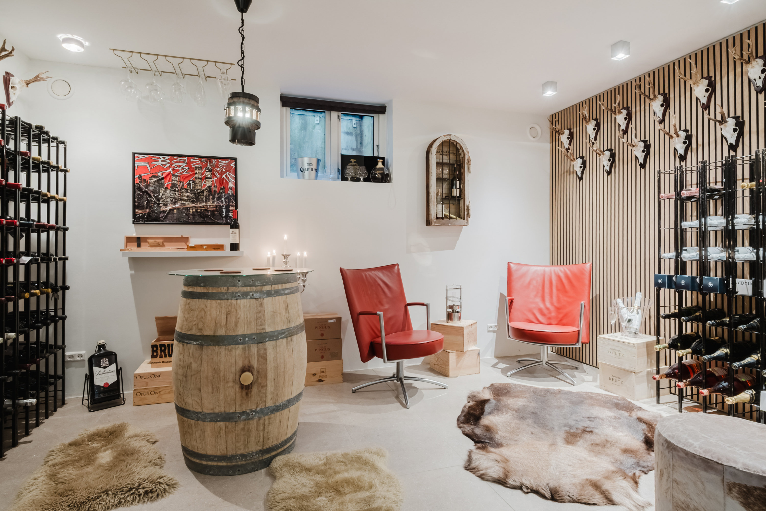 Fremhævet vinkælder billede i fuldskærmstilstand. Billede af Rømøvænget 11, 5500 Middelfart