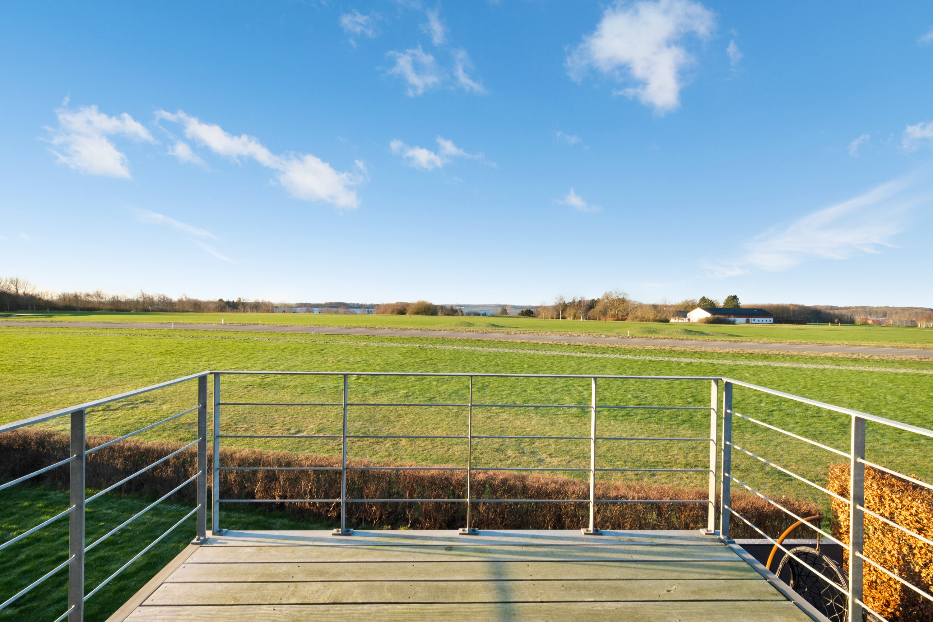 Fremhævet altan billede i fuldskærmstilstand. Billede af Rømøvænget 11, 5500 Middelfart