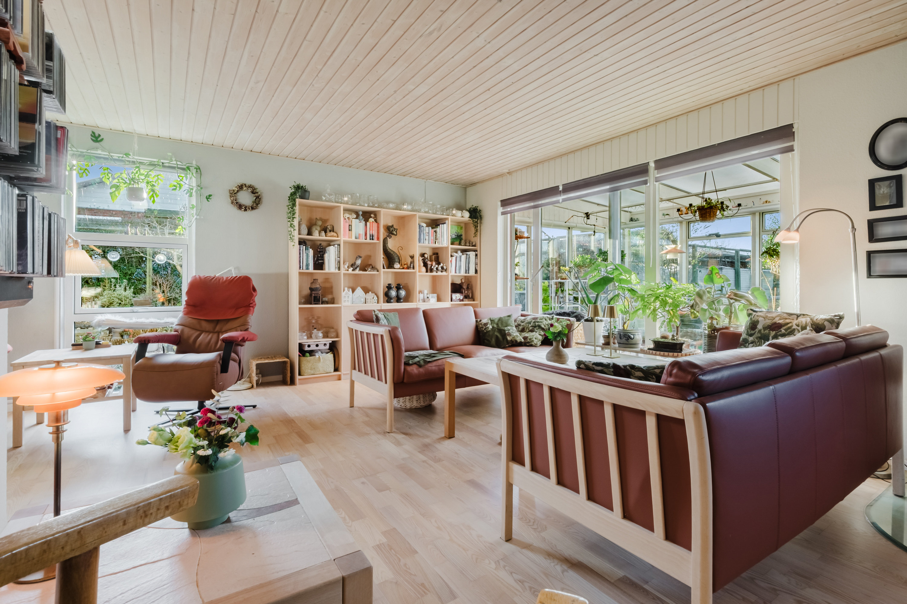 Fremhævet stue billede i fuldskærmstilstand. Billede af Niels Hansens Vej 7, Strib, 5500 Middelfart