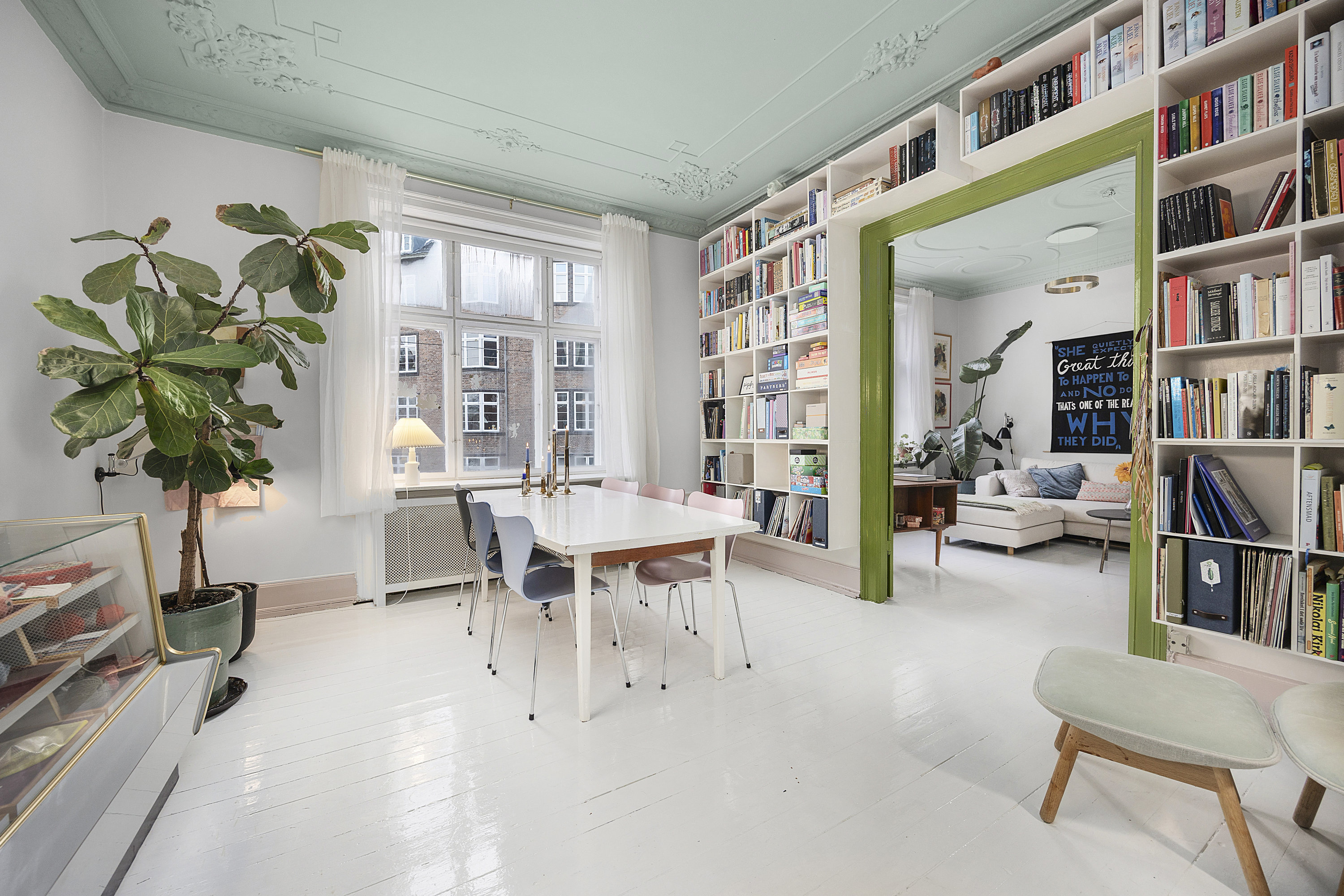 Fremhævet  billede i fuldskærmstilstand. Billede af H.C. Ørsteds Vej 33, 2. th., 1879 Frederiksberg C