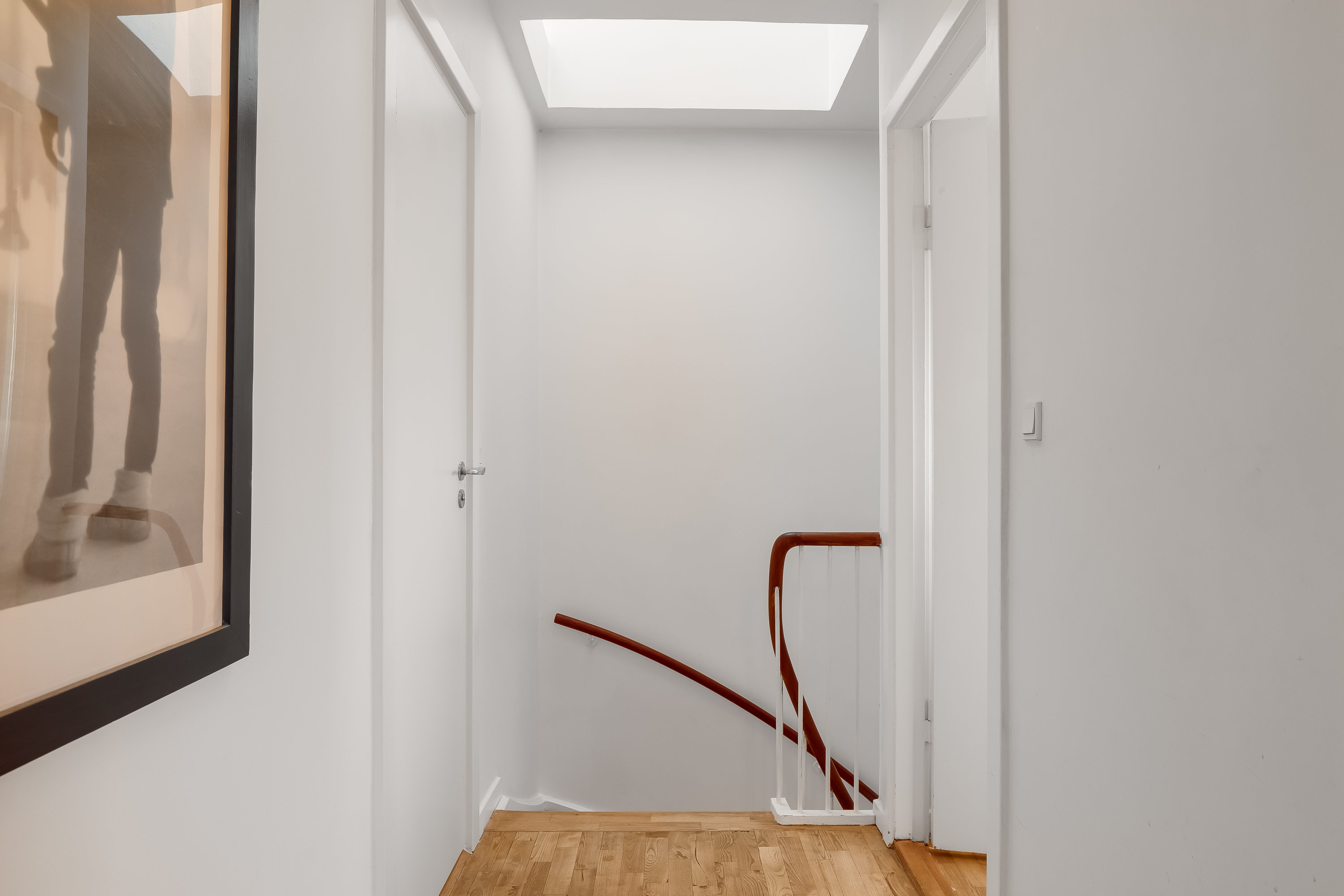 Fremhævet trappe billede i fuldskærmstilstand. Billede af Grønnevej 123, 2830 Virum