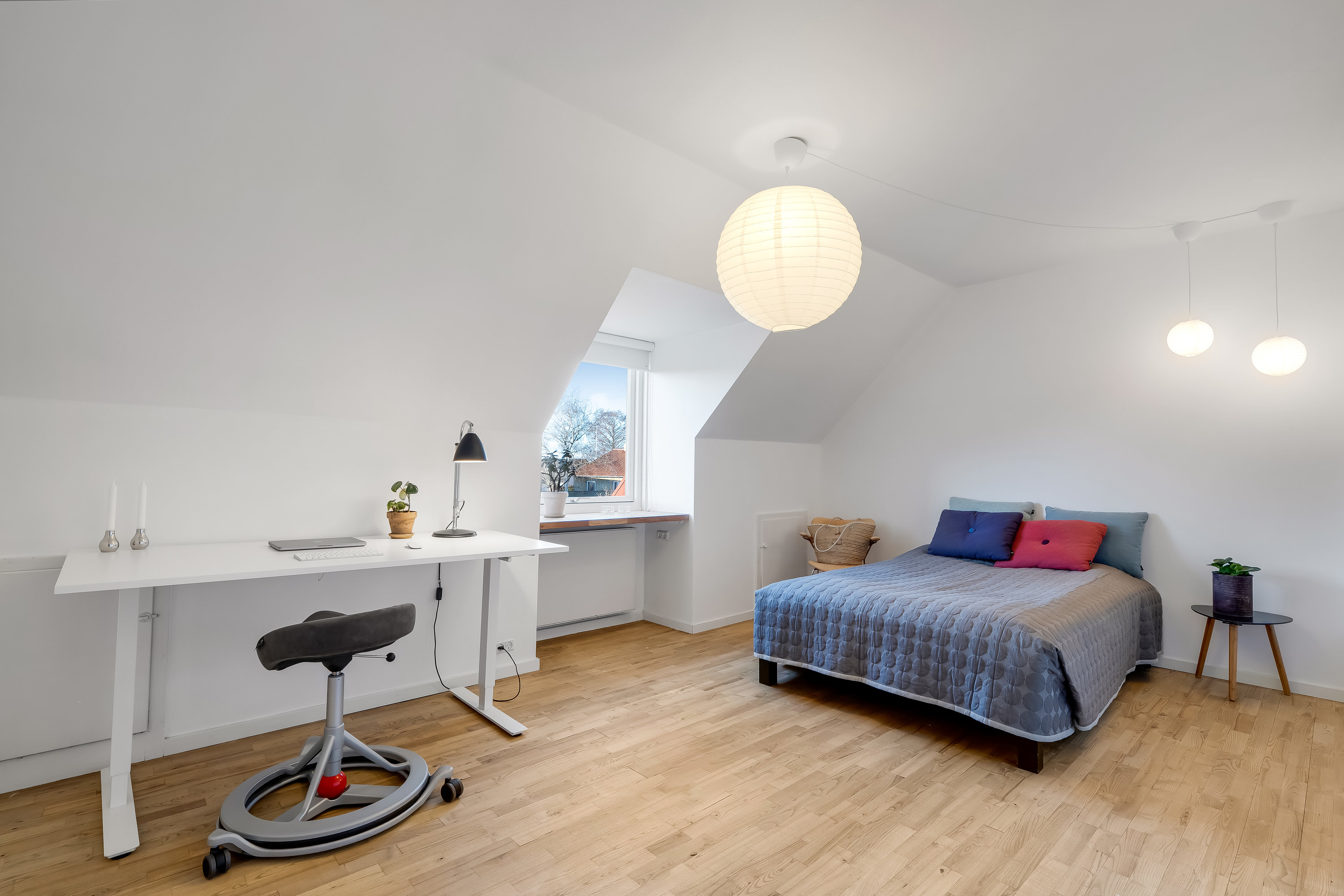 Fremhævet soveværelse billede i fuldskærmstilstand. Billede af Grønnevej 123, 2830 Virum