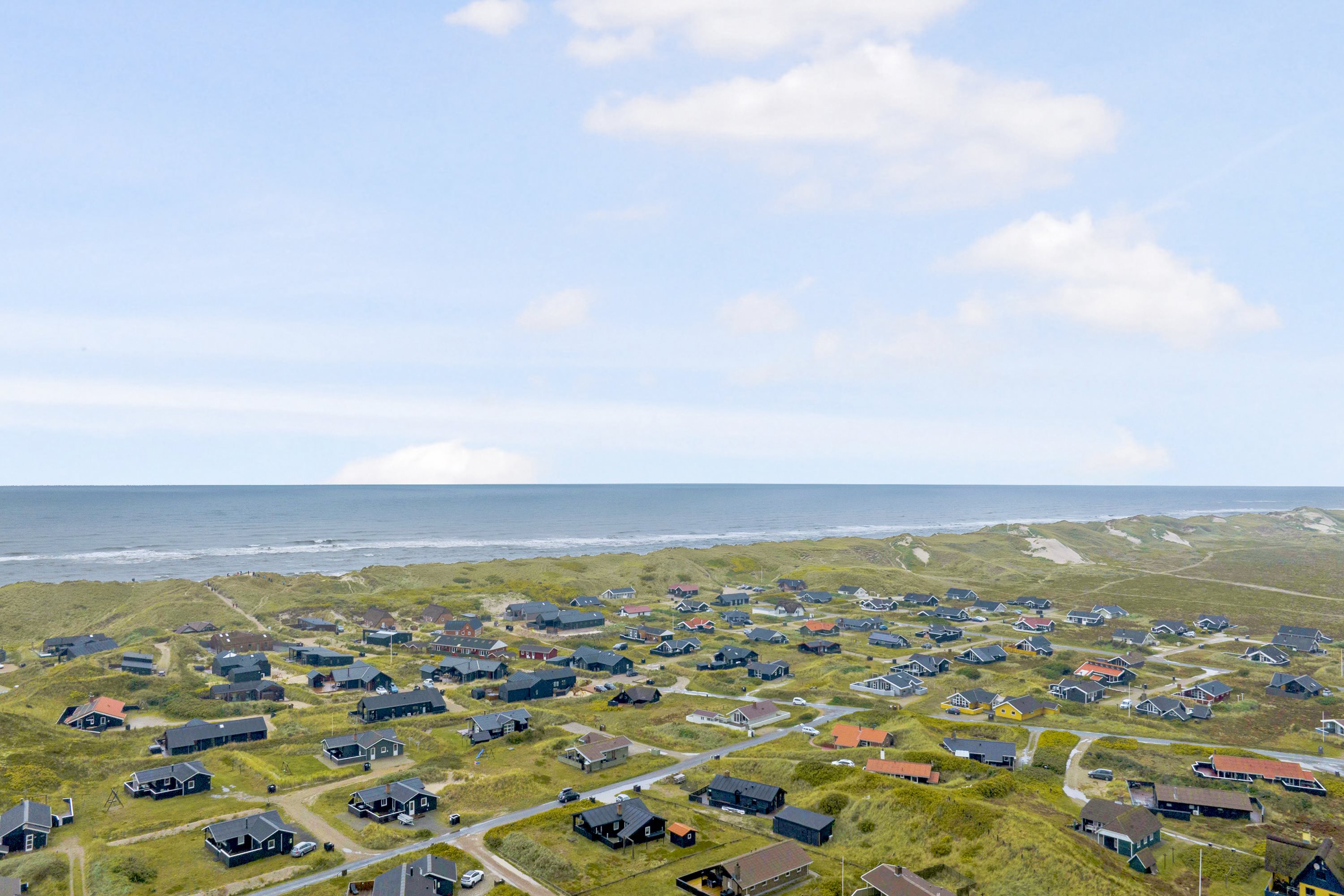 Fremhævet luftfoto billede i fuldskærmstilstand. Billede af Bjerregårdsvej 225, Bjerregaard, 6960 Hvide Sande