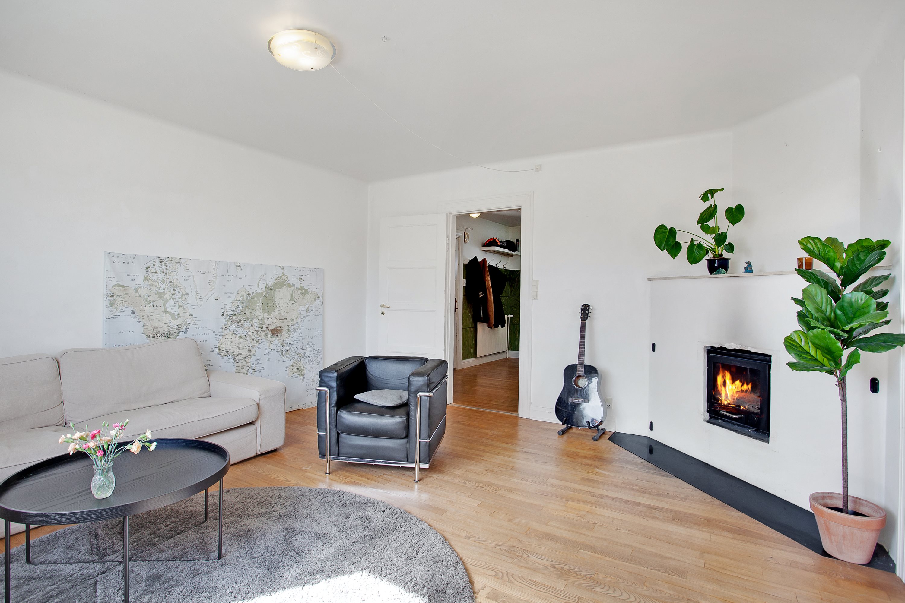 Fremhævet stue billede i fuldskærmstilstand. Billede af Byrum Hovedgade 95, Byrum, 9940 Læsø