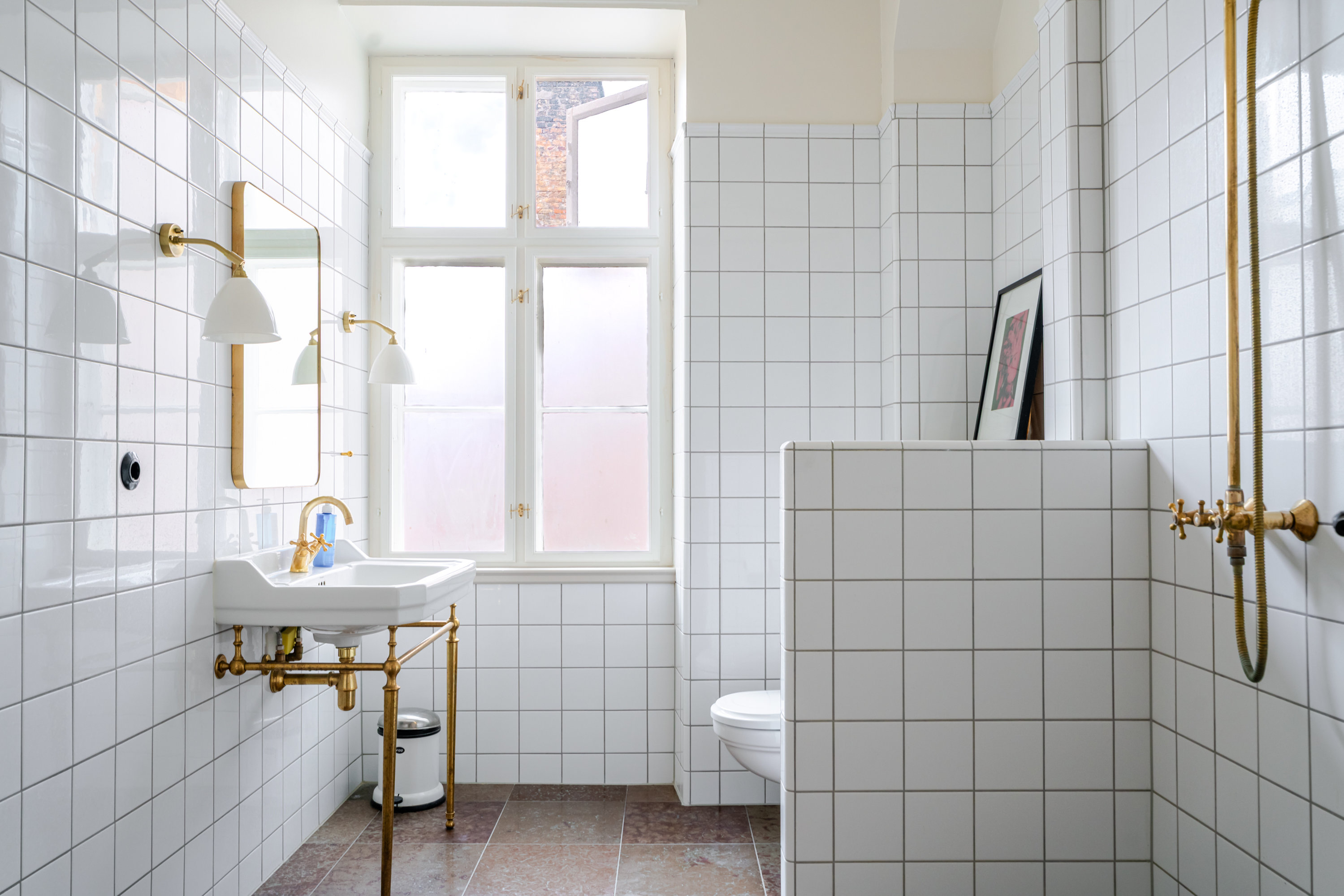 Fremhævet  billede i fuldskærmstilstand. Billede af Overgaden Neden Vandet 15, 2., 1414 København K