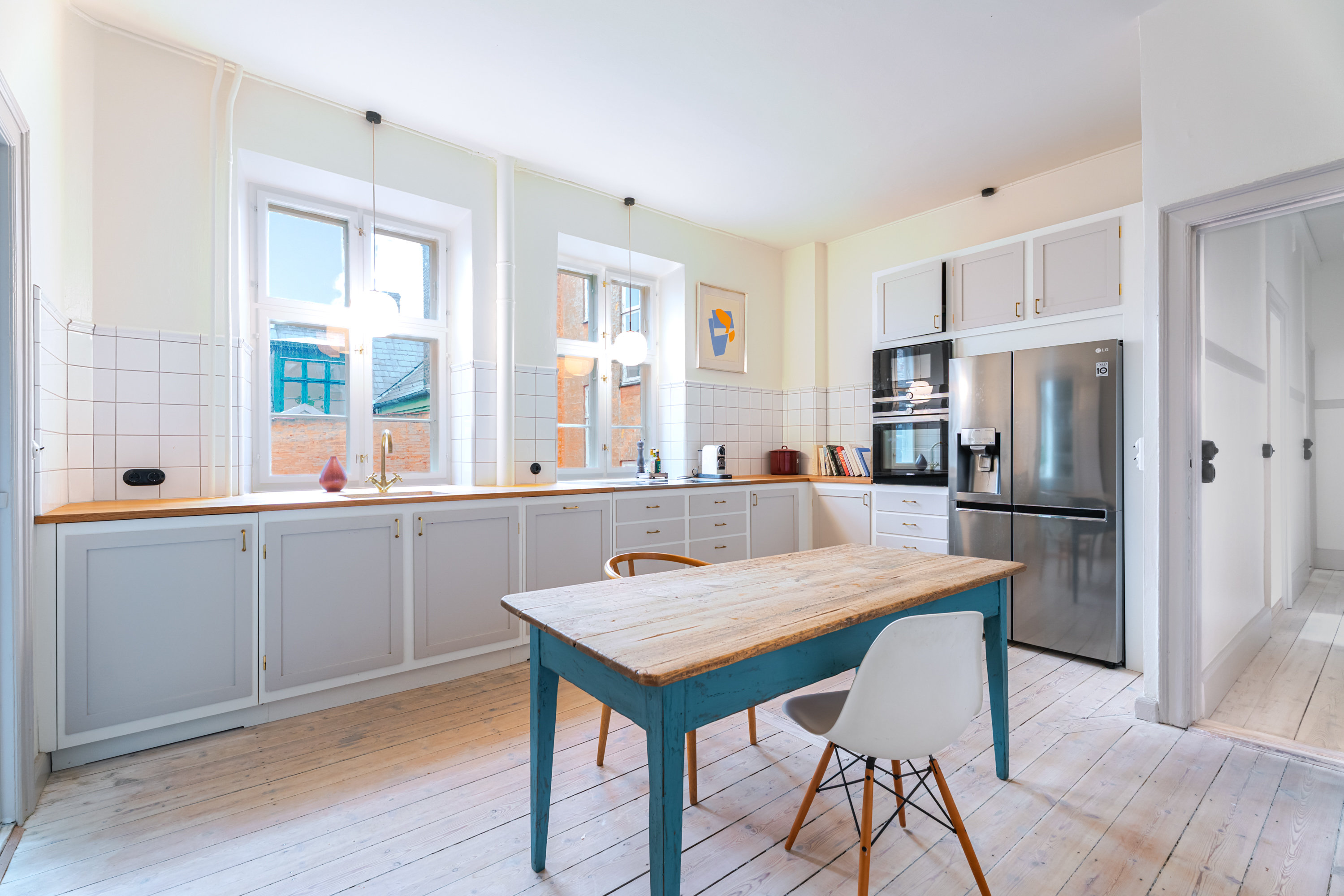 Fremhævet  billede i fuldskærmstilstand. Billede af Overgaden Neden Vandet 15, 2., 1414 København K