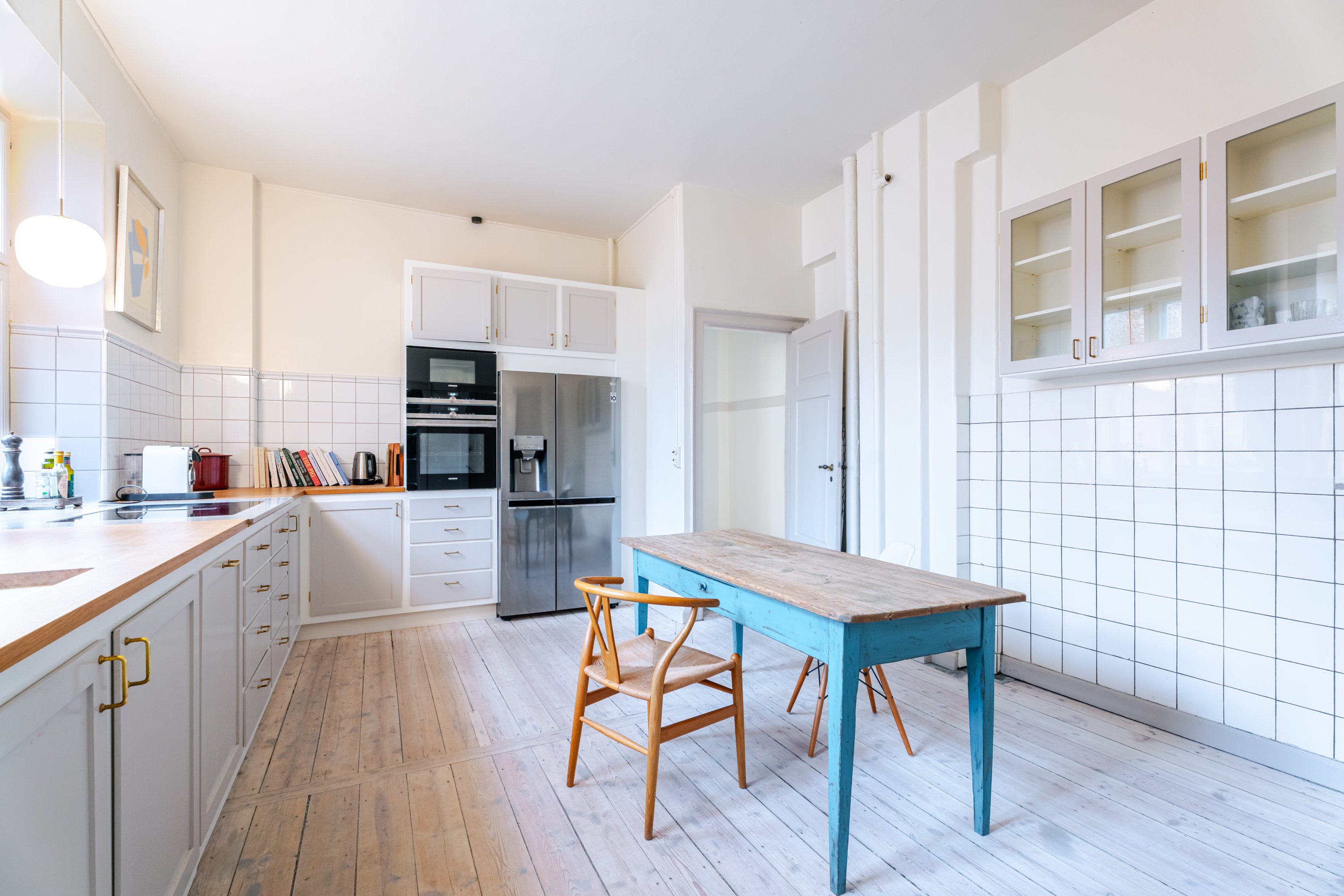 Fremhævet  billede i fuldskærmstilstand. Billede af Overgaden Neden Vandet 15, 2., 1414 København K