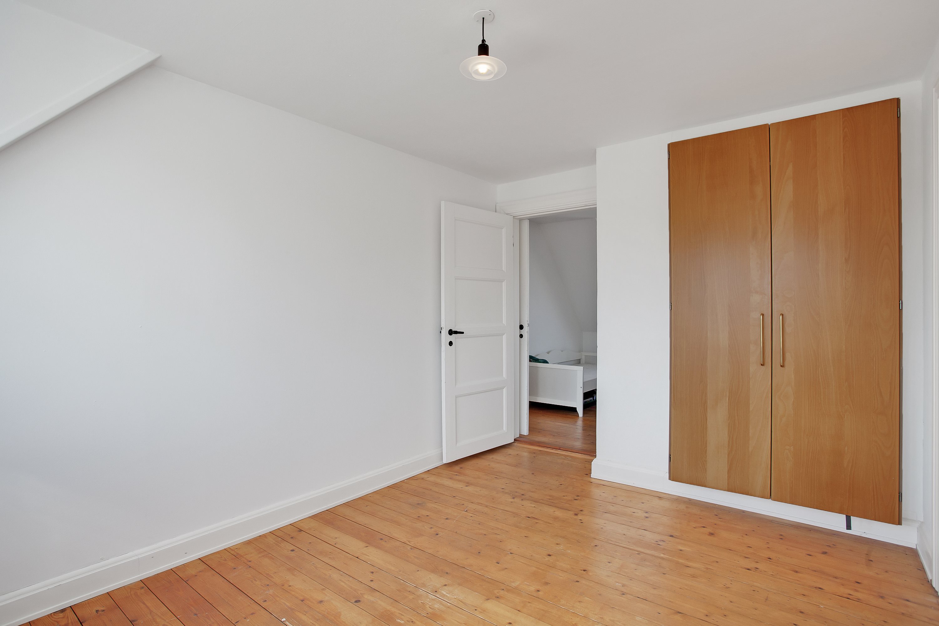 Fremhævet værelse billede i fuldskærmstilstand. Billede af Byrum Hovedgade 95, Byrum, 9940 Læsø