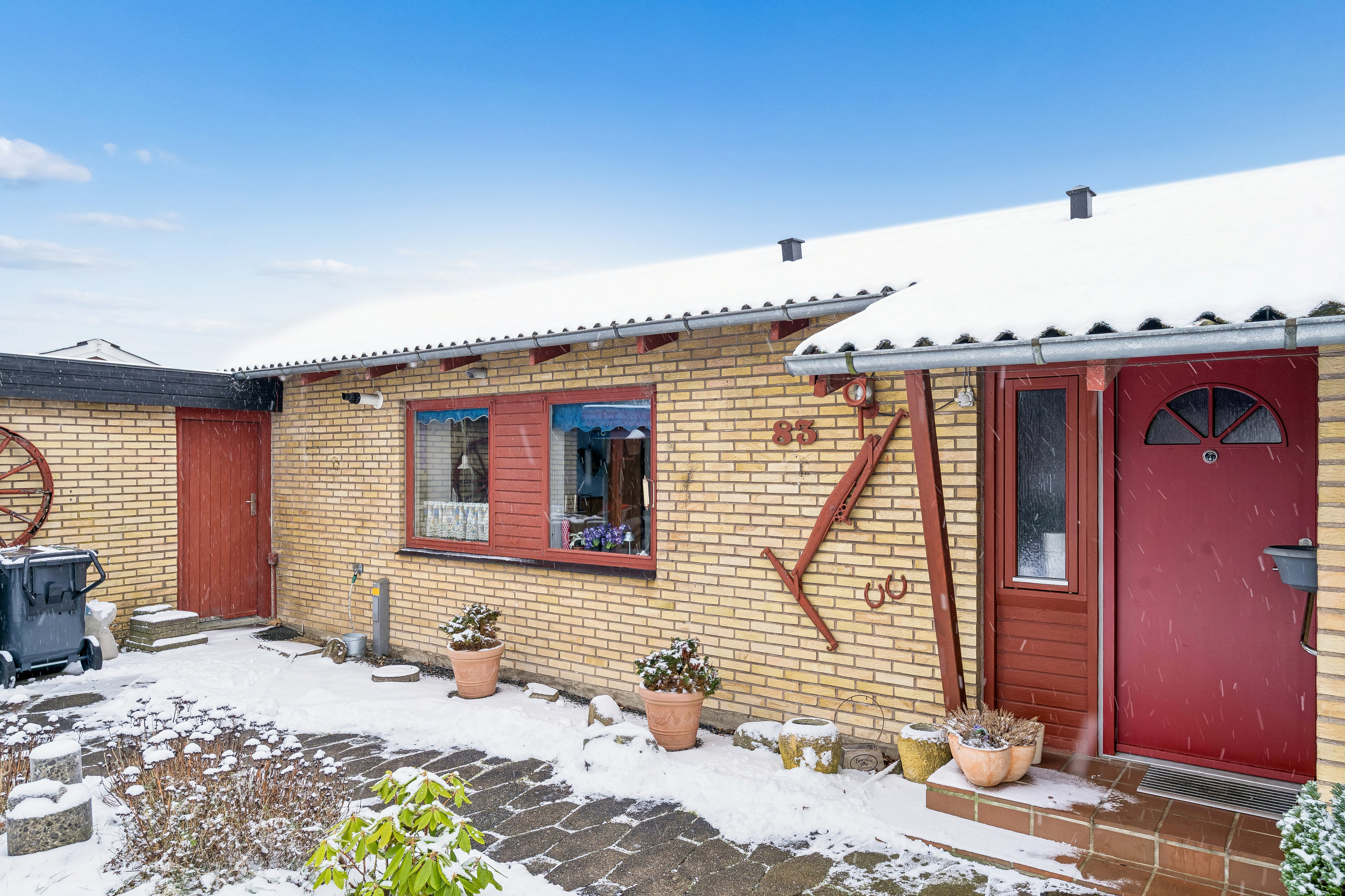 Fremhævet facade billede i fuldskærmstilstand. Billede af Vedbæksalle 83, Torsted, 8700 Horsens