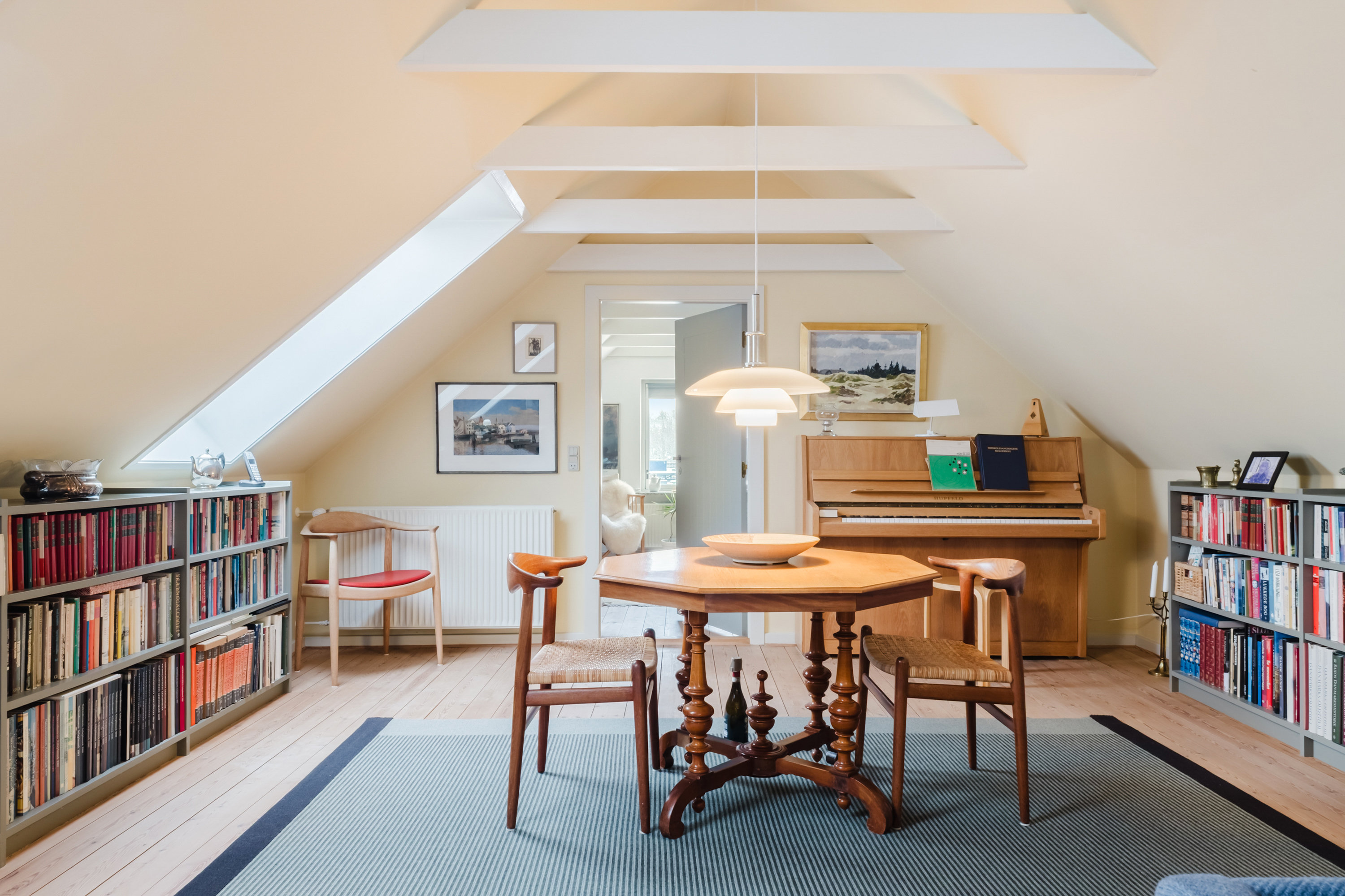 Fremhævet stue billede i fuldskærmstilstand. Billede af Peder Skrams Vej 29, 5220 Odense SØ