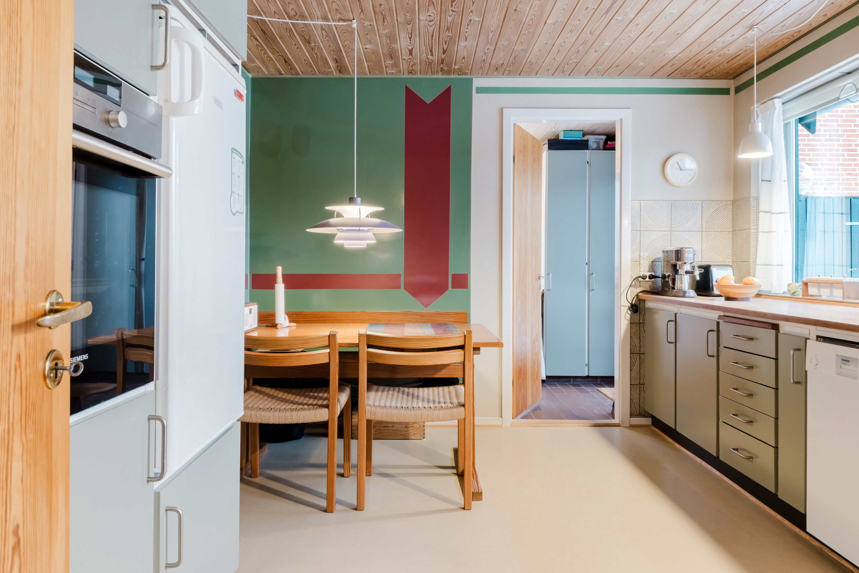 Fremhævet stue billede i fuldskærmstilstand. Billede af Peder Skrams Vej 29, 5220 Odense SØ