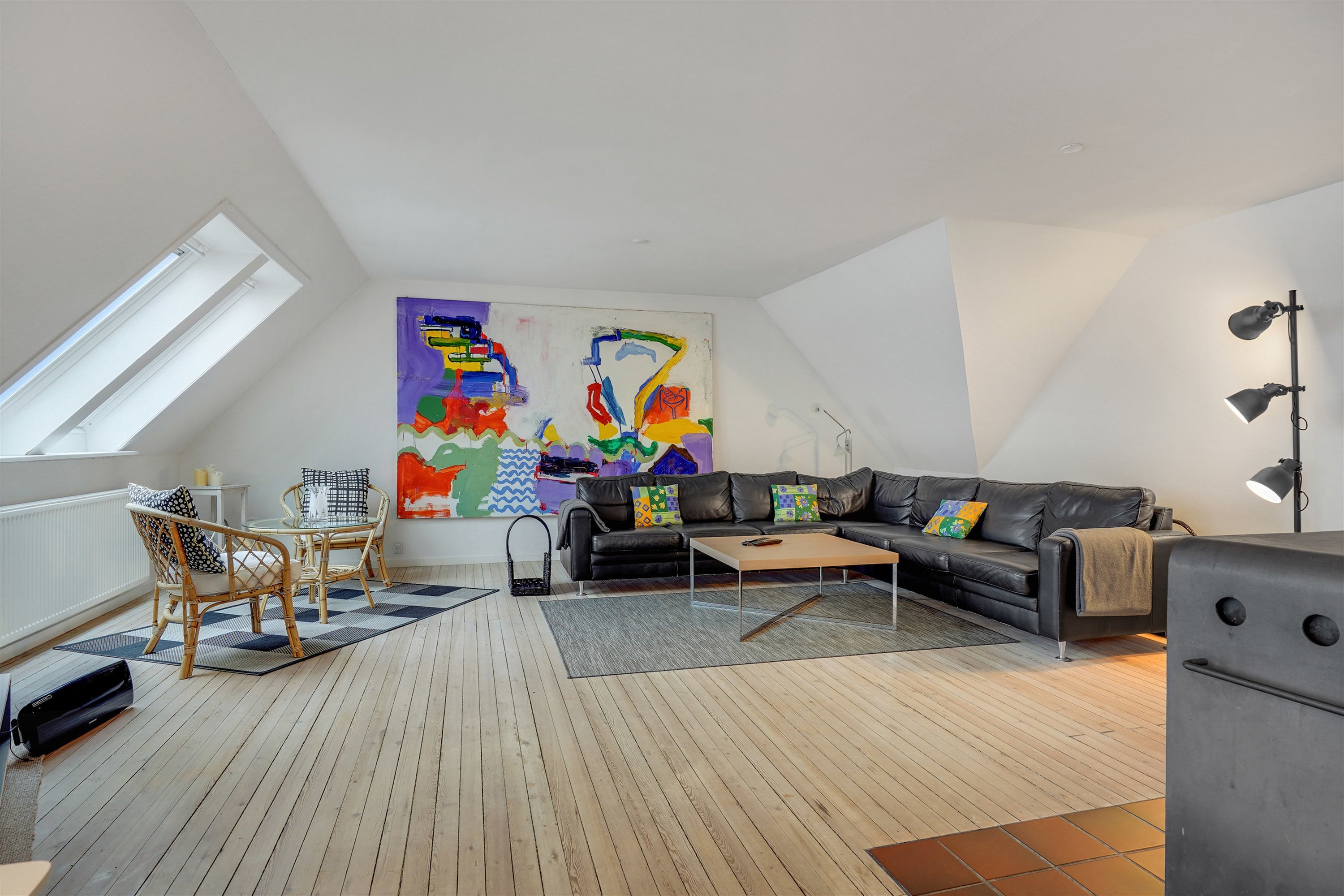 Fremhævet stue billede i fuldskærmstilstand. Billede af Allerupvej 15A-C, Sneum, 6731 Tjæreborg