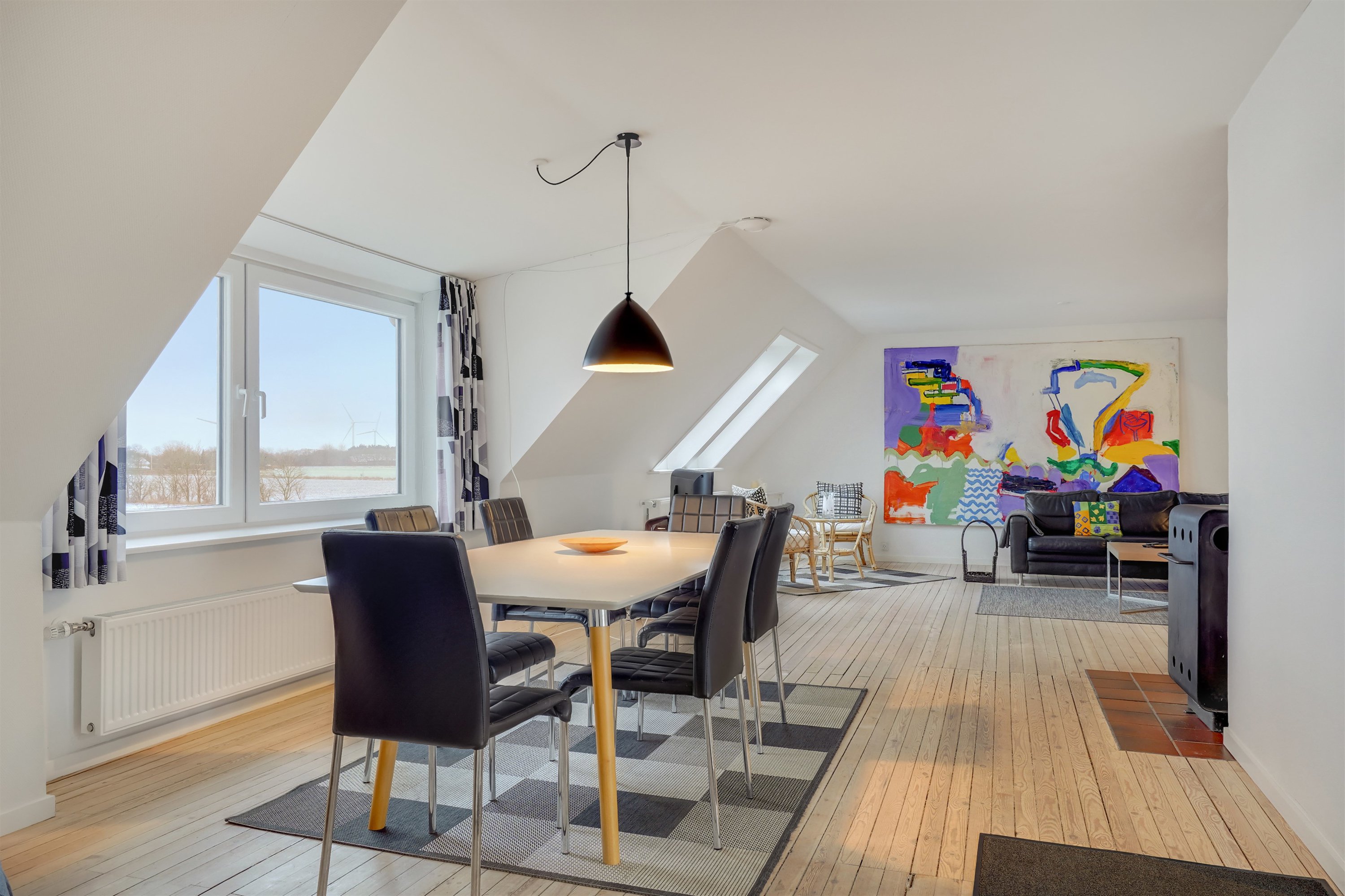 Fremhævet stue billede i fuldskærmstilstand. Billede af Allerupvej 15A-C, Sneum, 6731 Tjæreborg